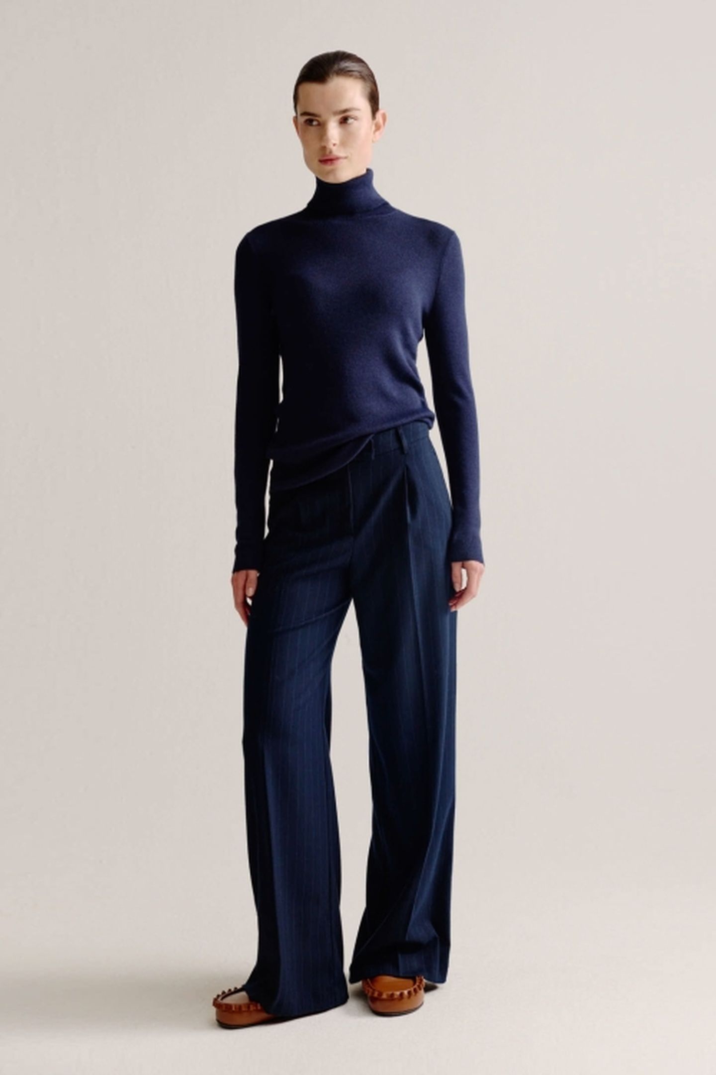 SAAR SWEATER NAVY 1