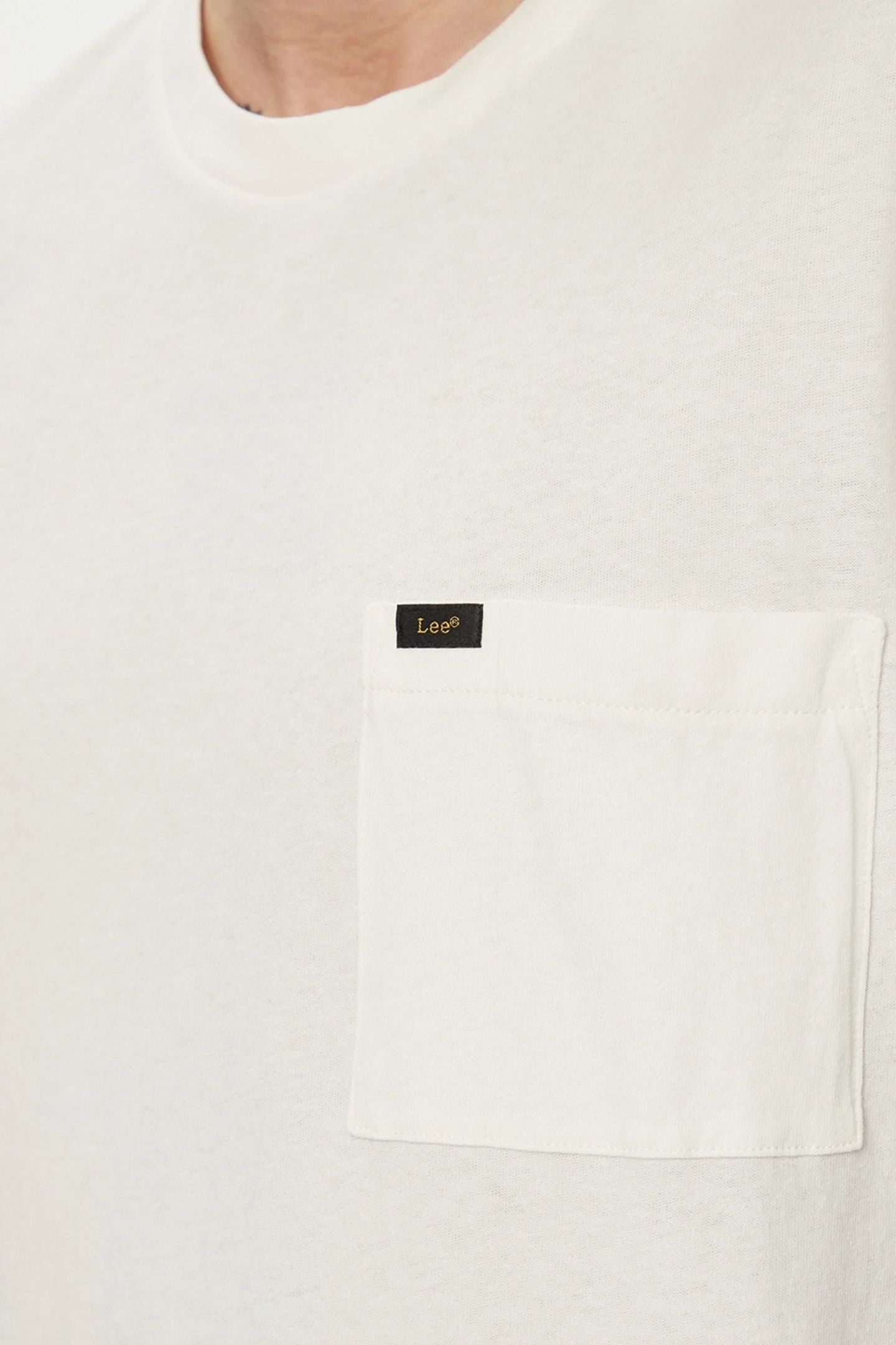 RELAXED POCKET TEE ECRU 4