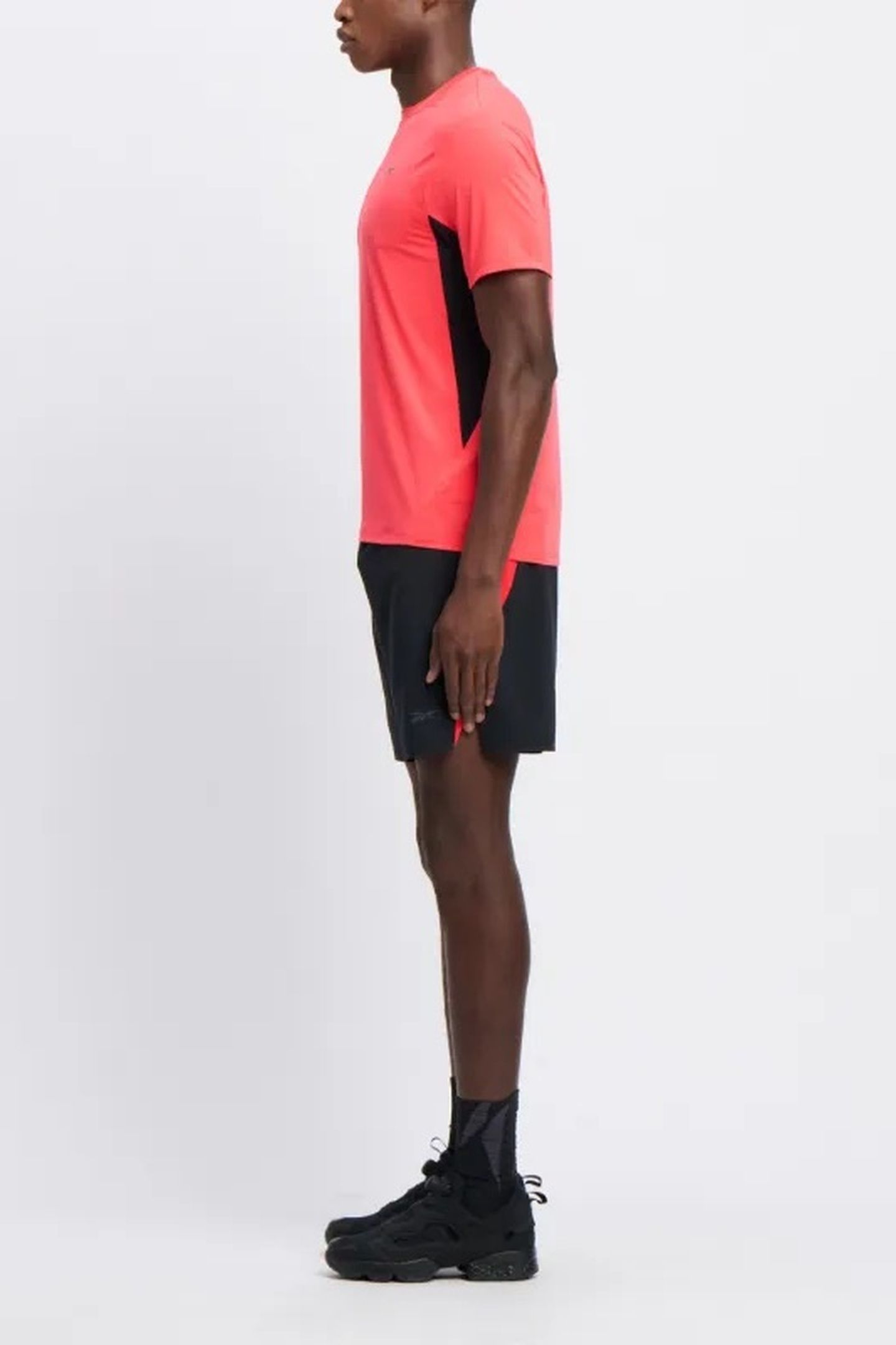 ATHLETE TEE 2.0 RBK_ ENERGY RED 3
