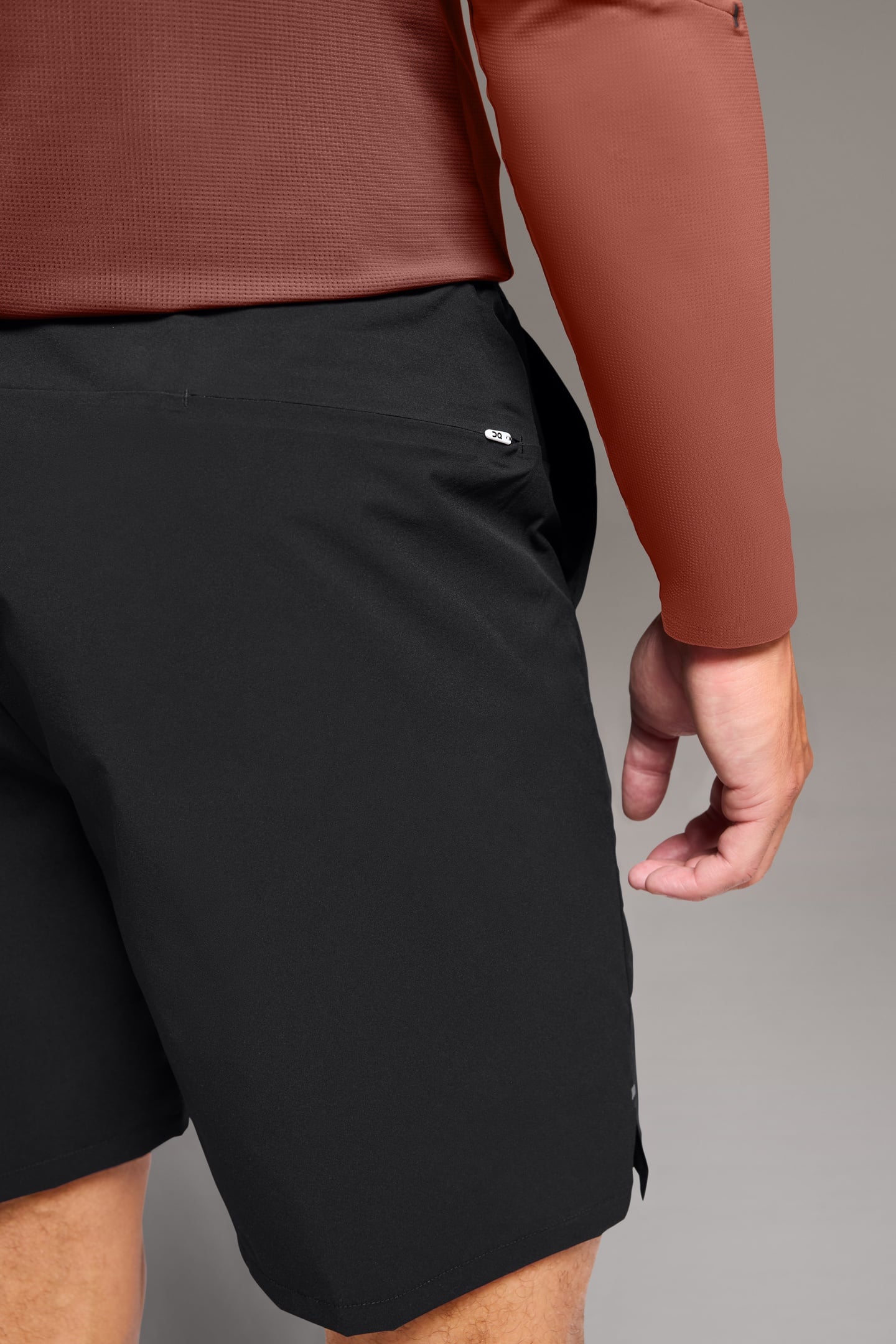 PERFORMANCE HYBRID SHORT 1 BLACK 6