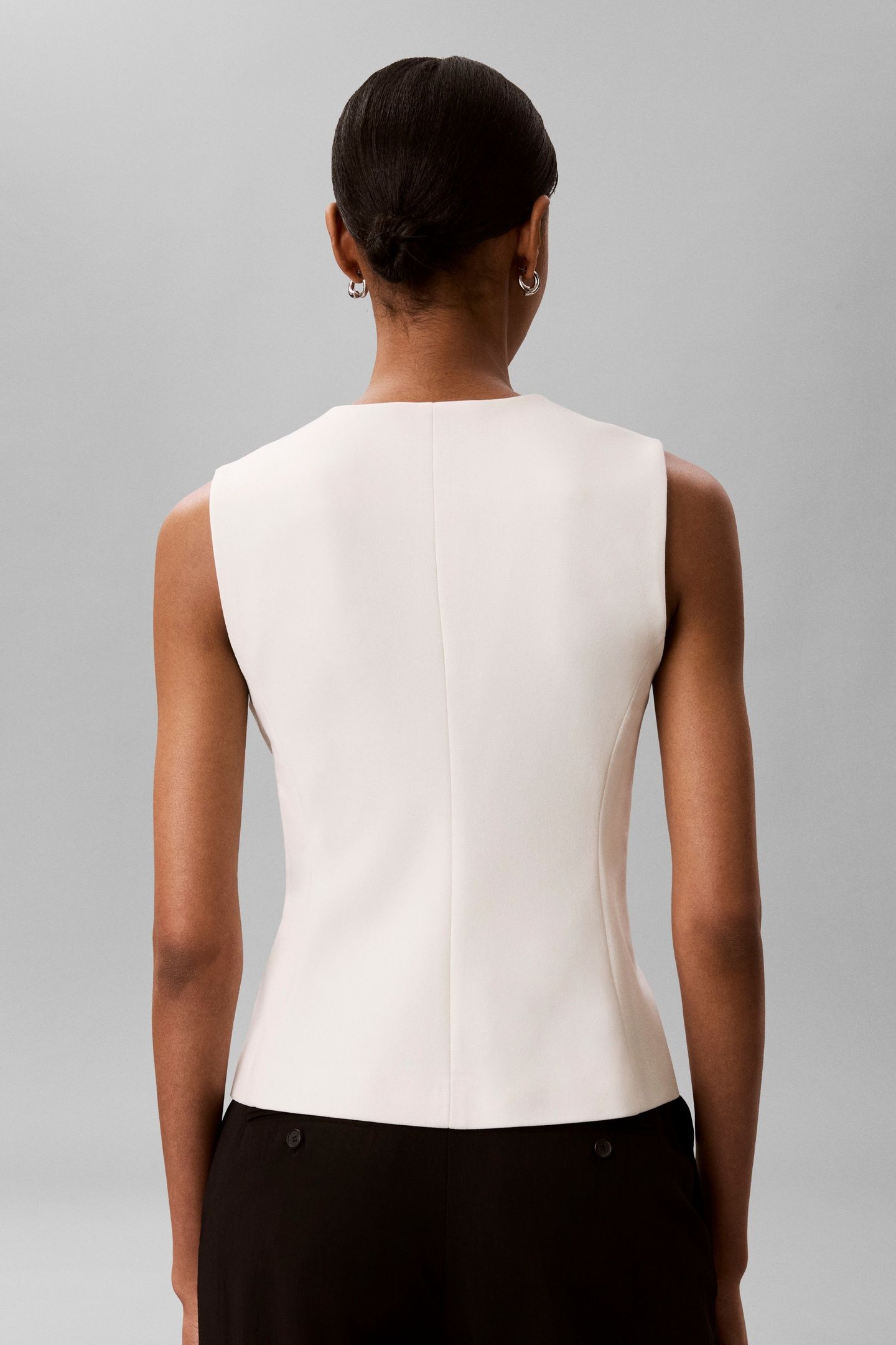 STRETCH CREPE VEST TOFU 2