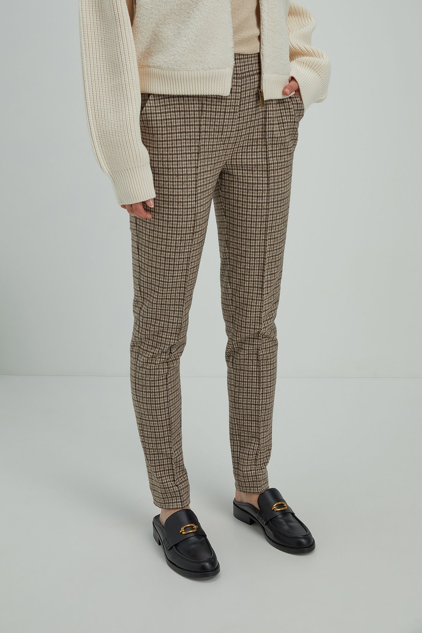 TAO PANTS SAND CHECK 3