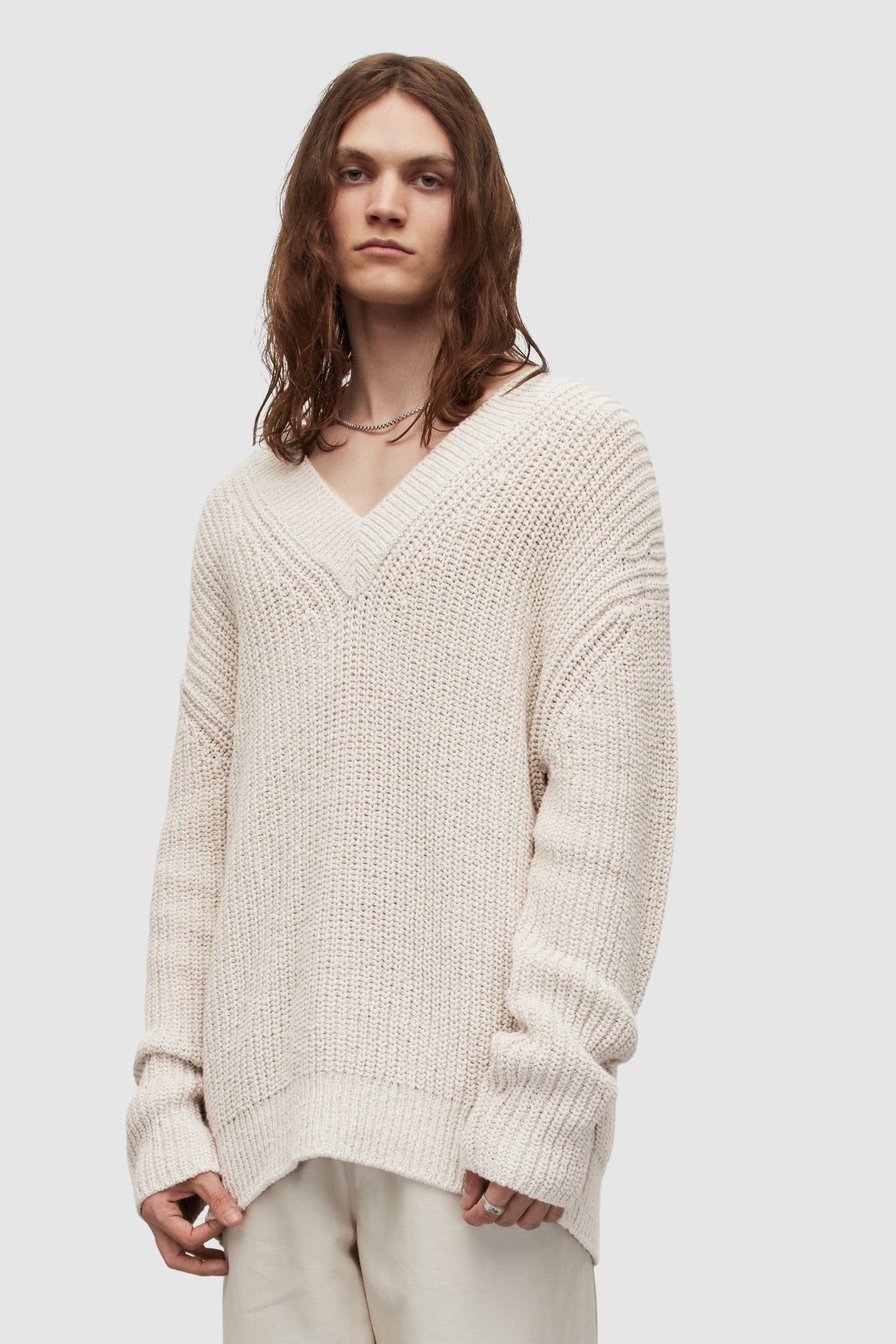 BAYLER V-NECK PUTTY WHITE 1