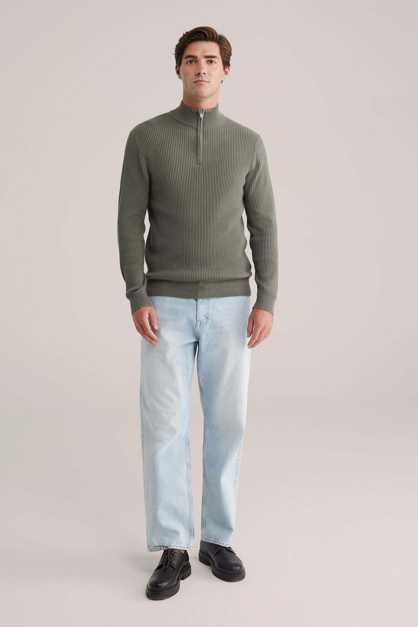 HALFWAY ZIPPER ARMY GREEN 2