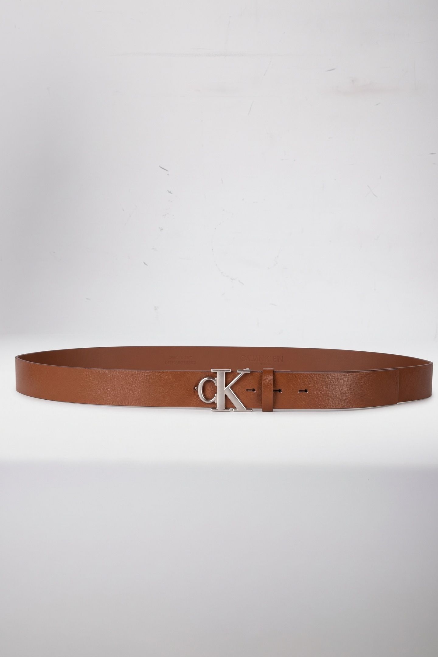 CK BUCKLE TUMBLED 35 BELT COGNAC/PEWTER 2