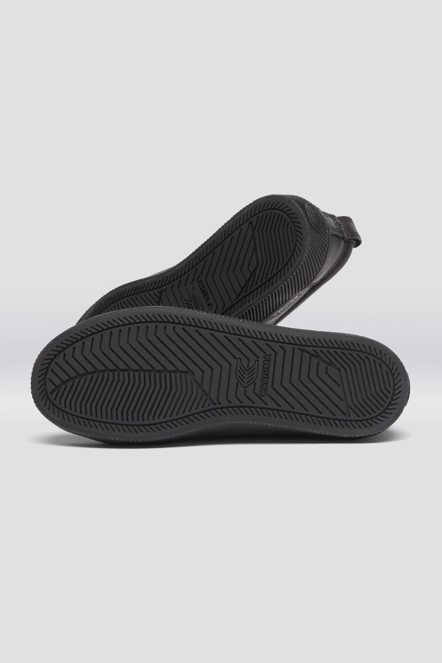 OCA PEBBLED LEATHER BLACK 6