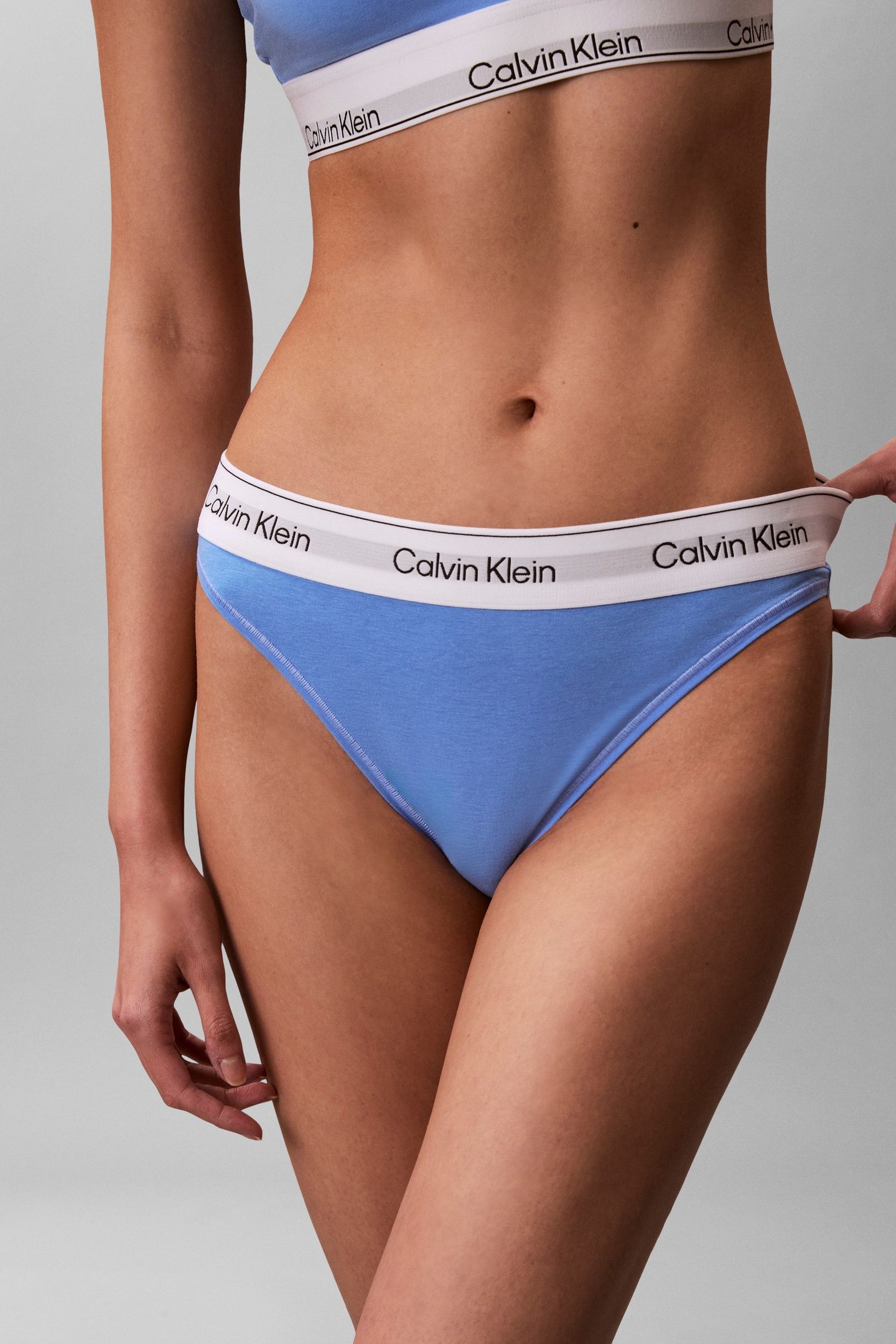HIGH LEG TANGA BLUE DESCENT 3