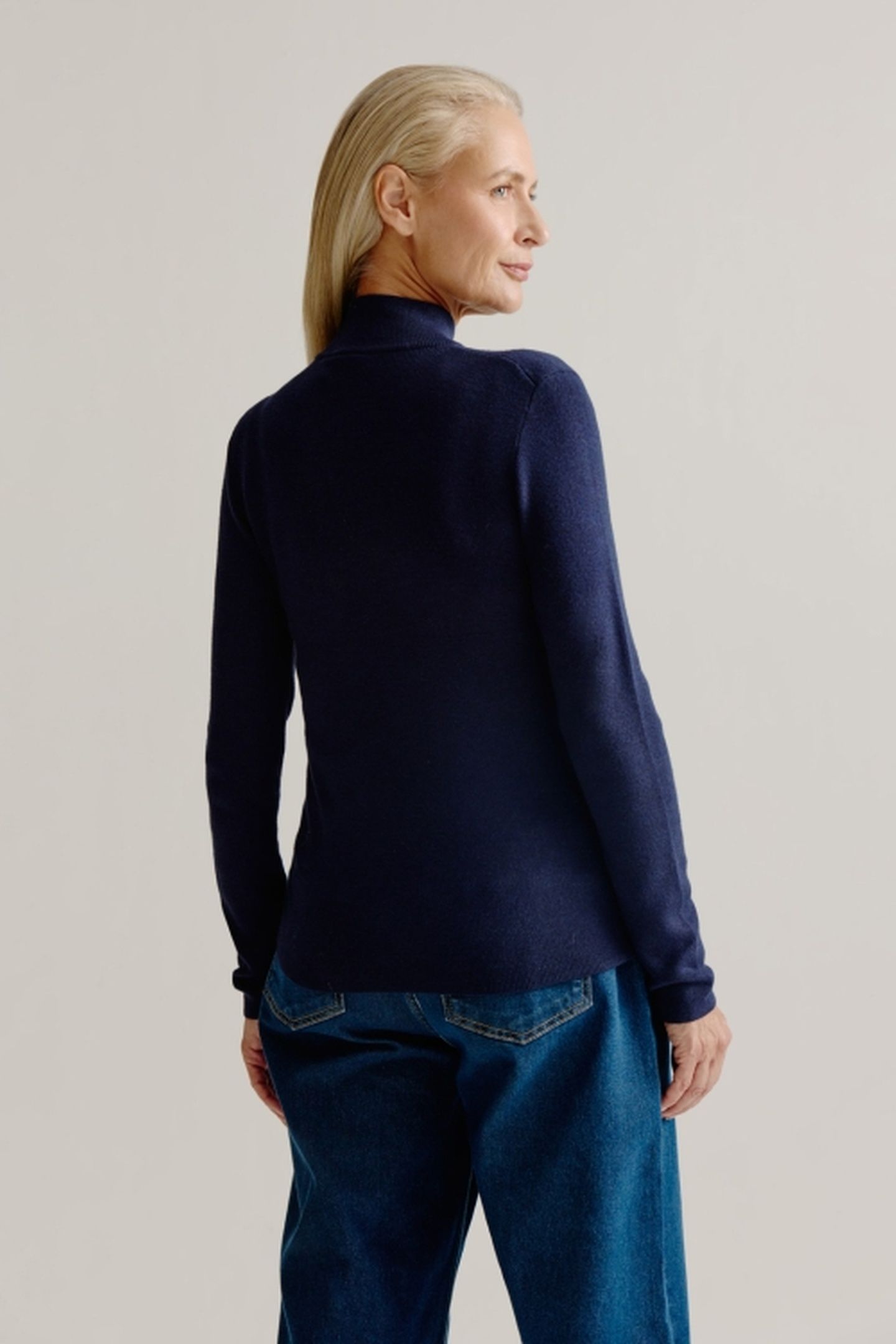 ANGIE SWEATER NAVY 3