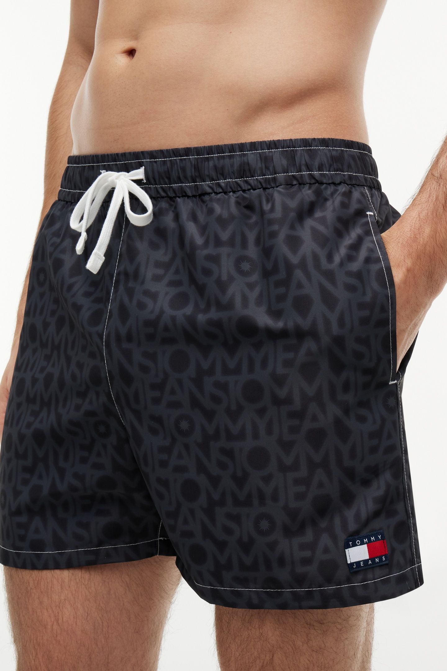 TJ MEDIUM DRAWSTRING TJ SUNBLEACHED SPELLOUT BLACK 5