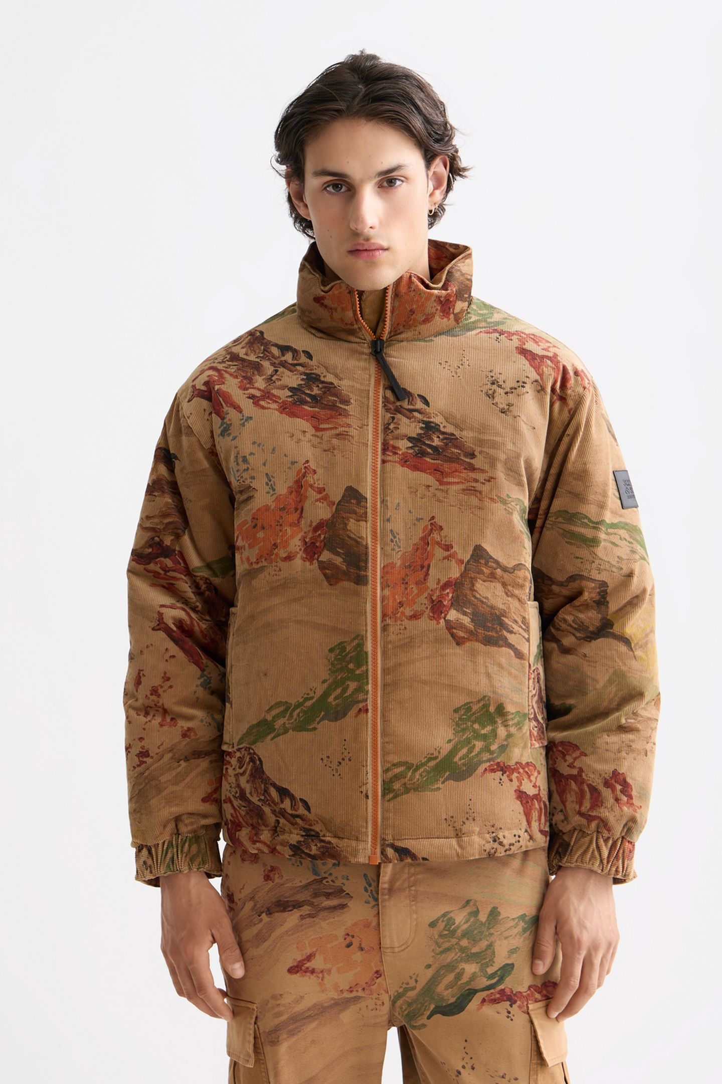 MOUNTAIN PRINT CORDUROY PUFFER MOUNTAIN TANNIN AOP 1