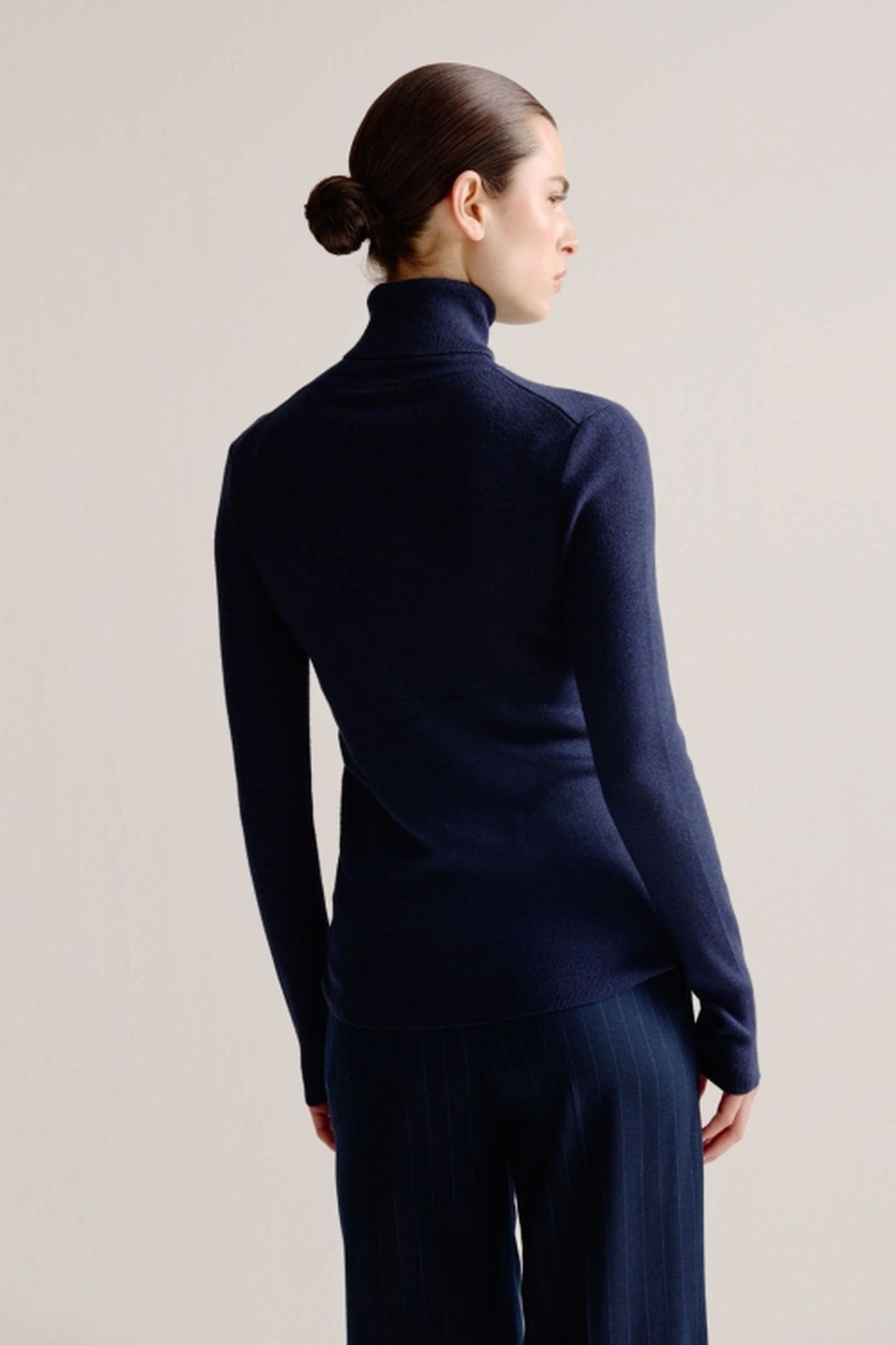 SAAR SWEATER NAVY 3