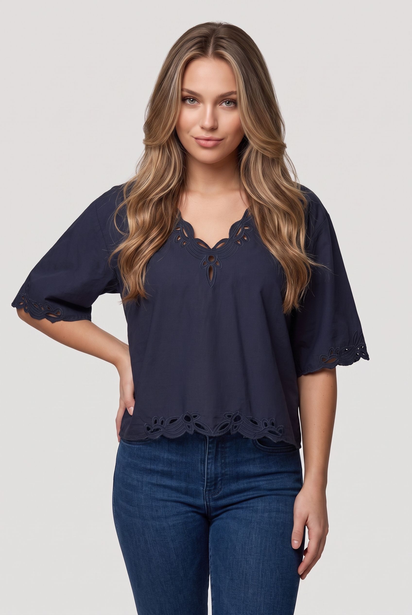 TOP AILA NAVY 1