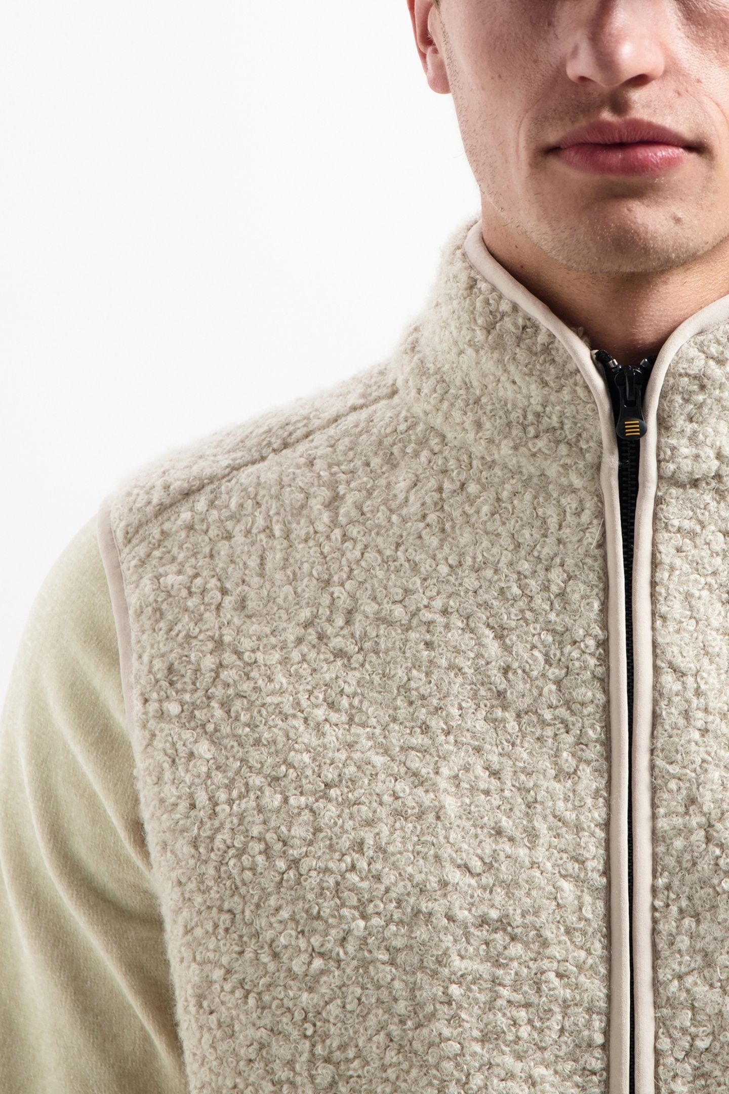 SWEATER VEST FULL ZIP TEDDY SLEEVE LESS SAND 7