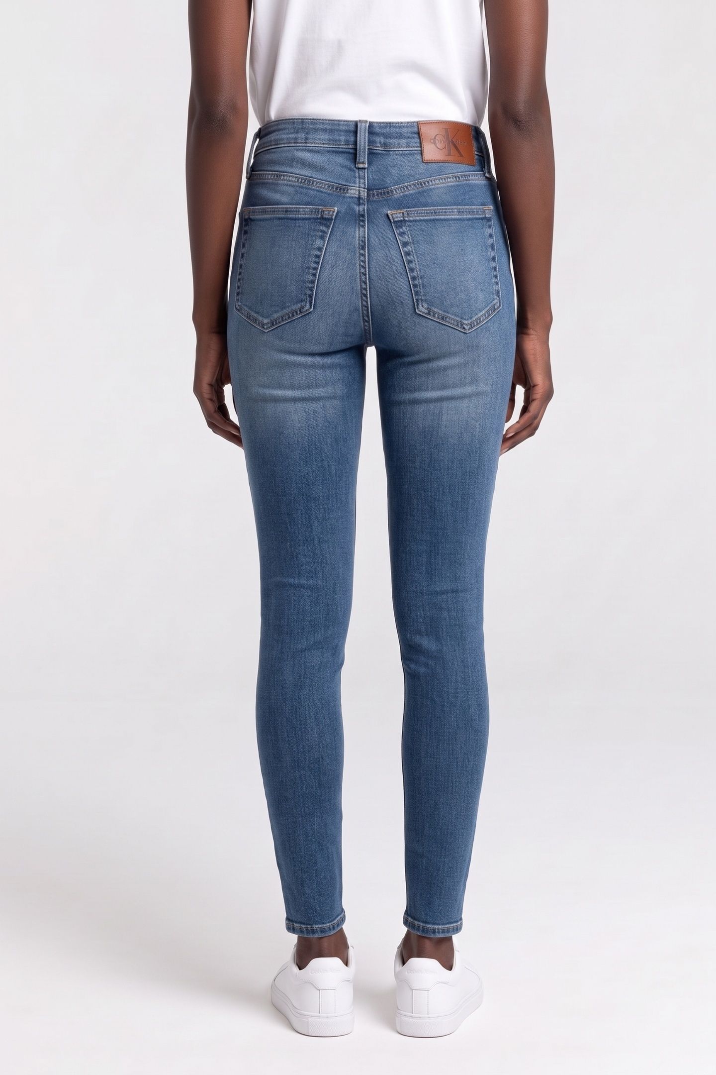 HIGH RISE SKINNY INDIGO JEAN INDIGO STATION 2