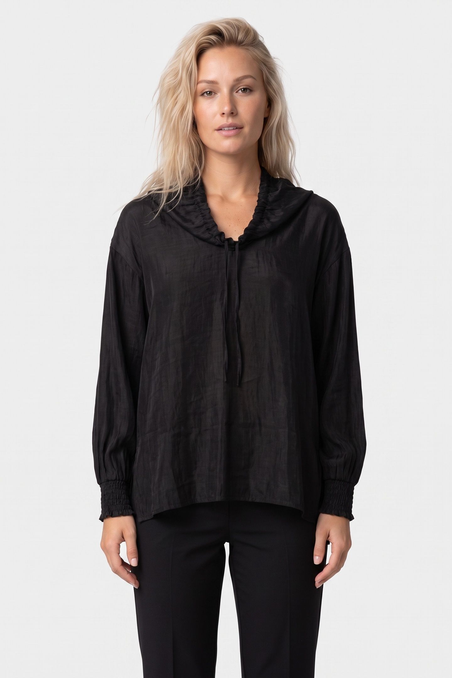 ISSIE ANORAK BLOUSE BLACK 1