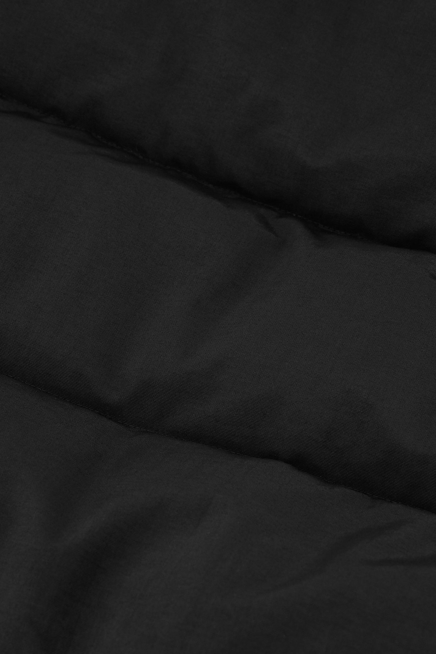 IRON PUFFER JACKET BLACK 5