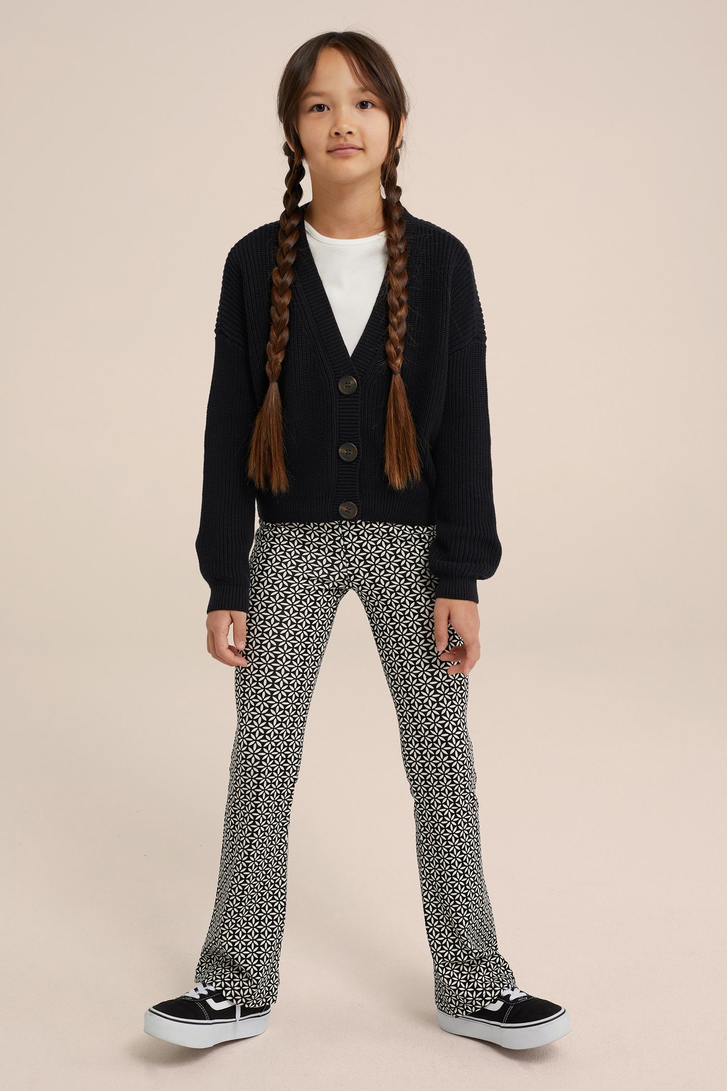 CARDIGAN BLACK 2