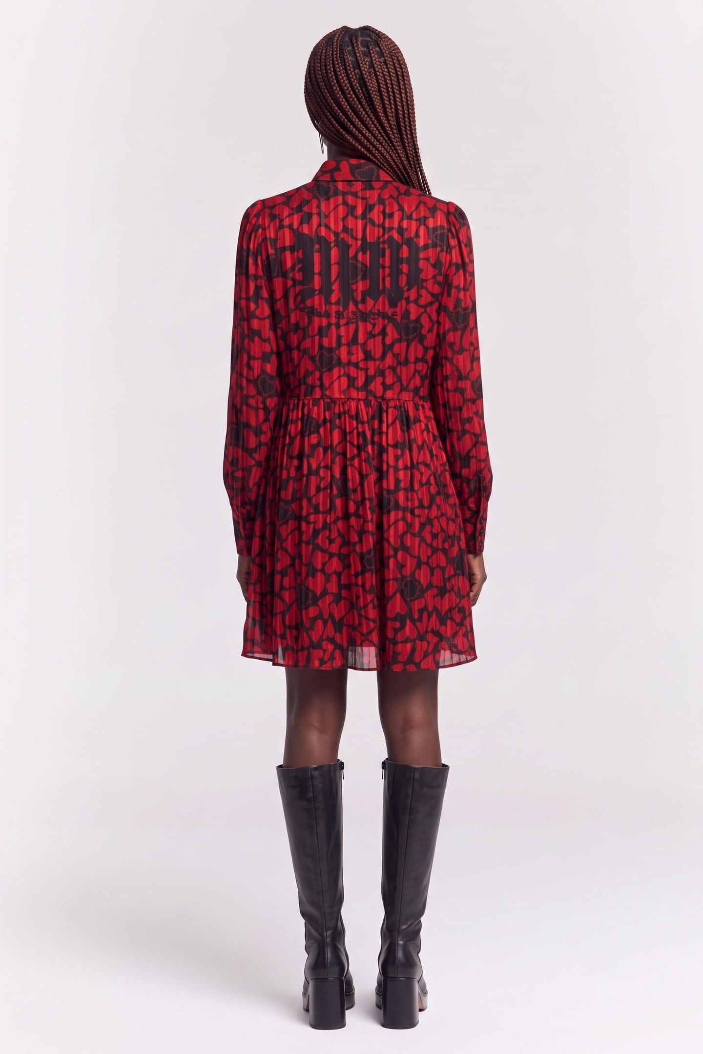 LONG-SLEEVED SHORT DRESS W A BUTTON-IN HIGH NECK BLACK - RED 2