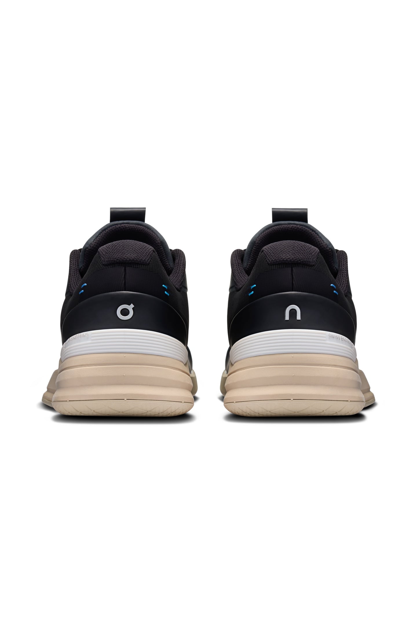 THE ROGER PRO 1 BLACK | SAND 5