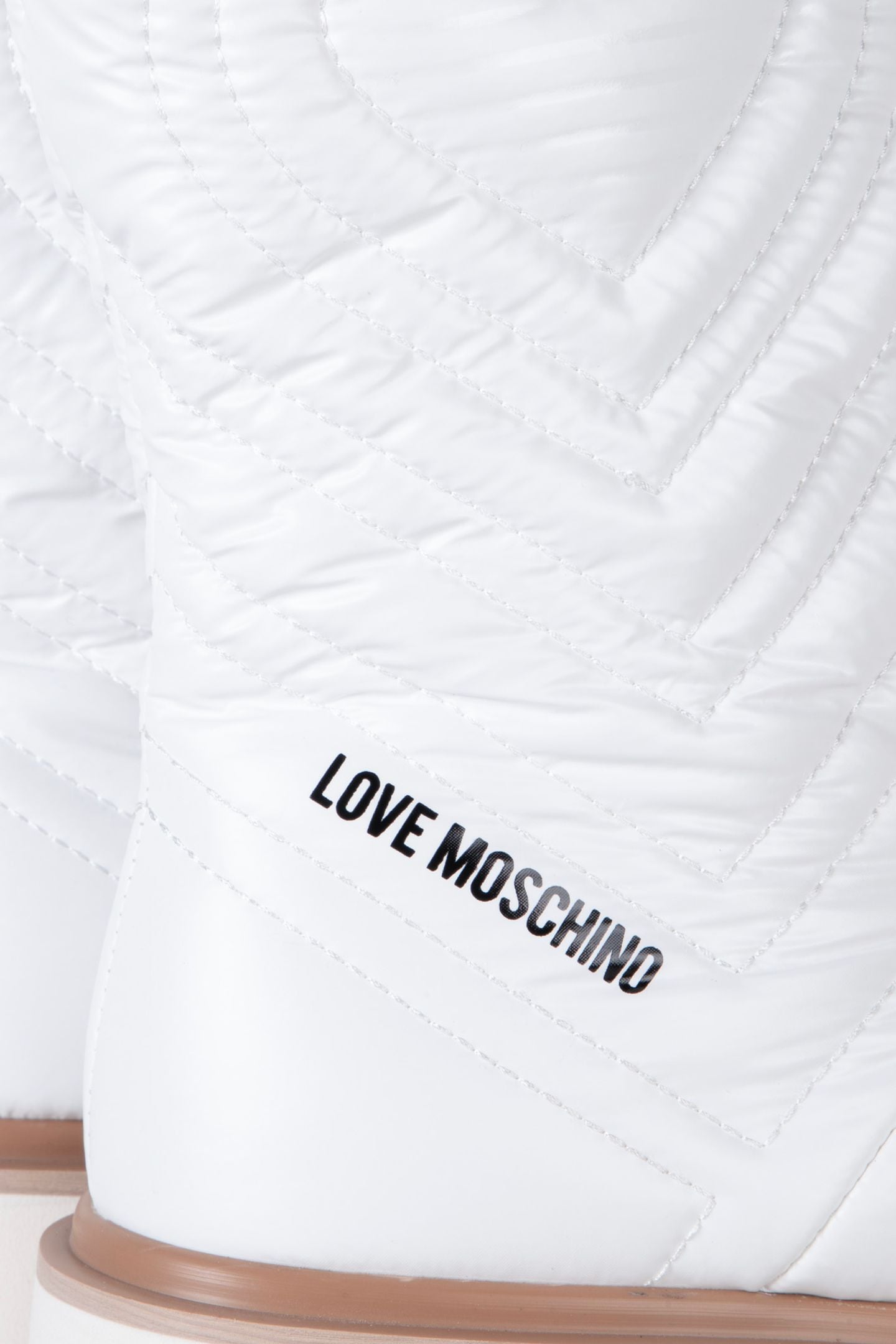 BOOTS WHITE 4