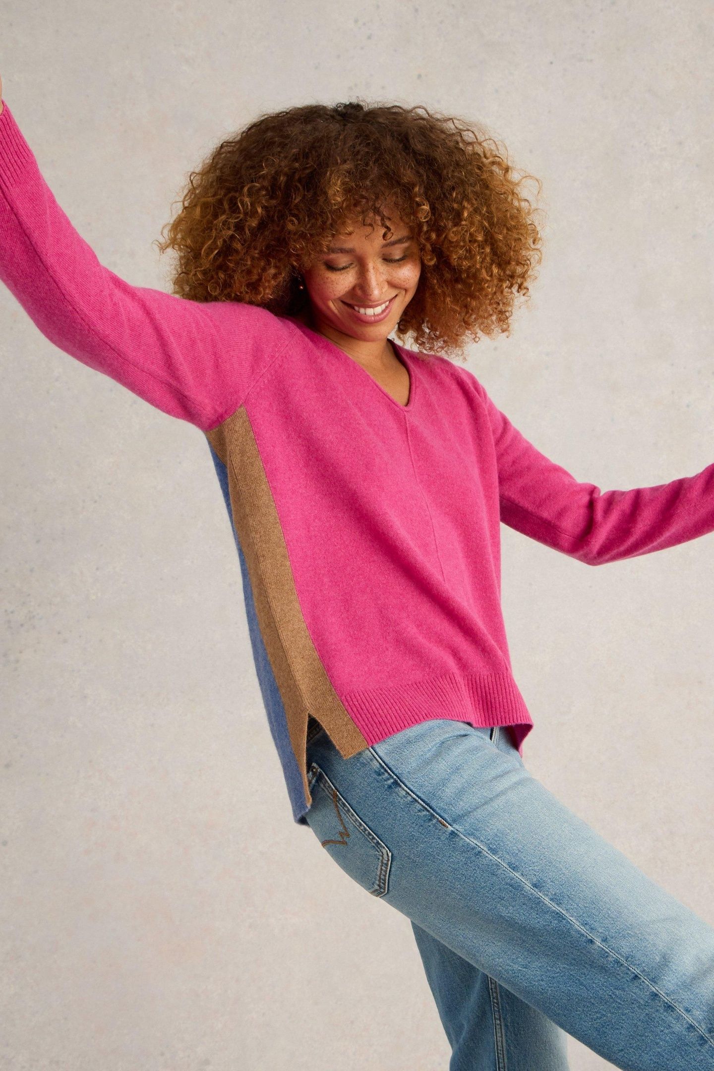 VERITY V NECK CASHMERE JUMPER PINK MULTI 6