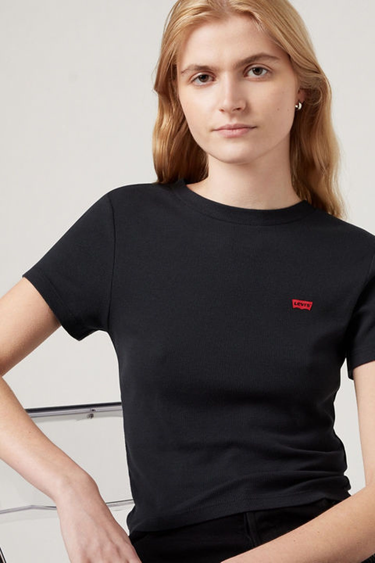 ESSENTIAL SPORTY TEE 4