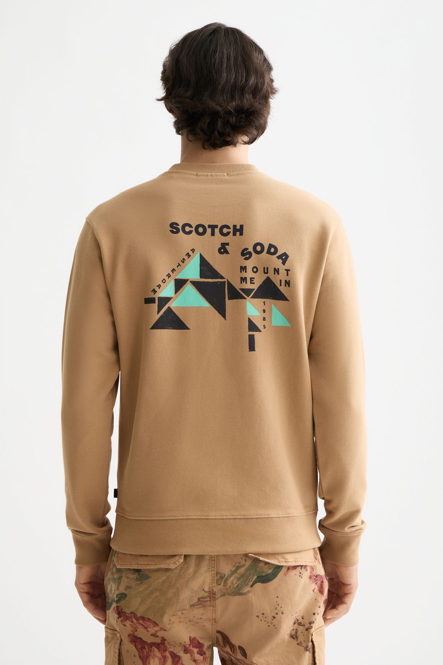 FRONT + BACK ARTWORK SWEATSHIRT TANNIN 3