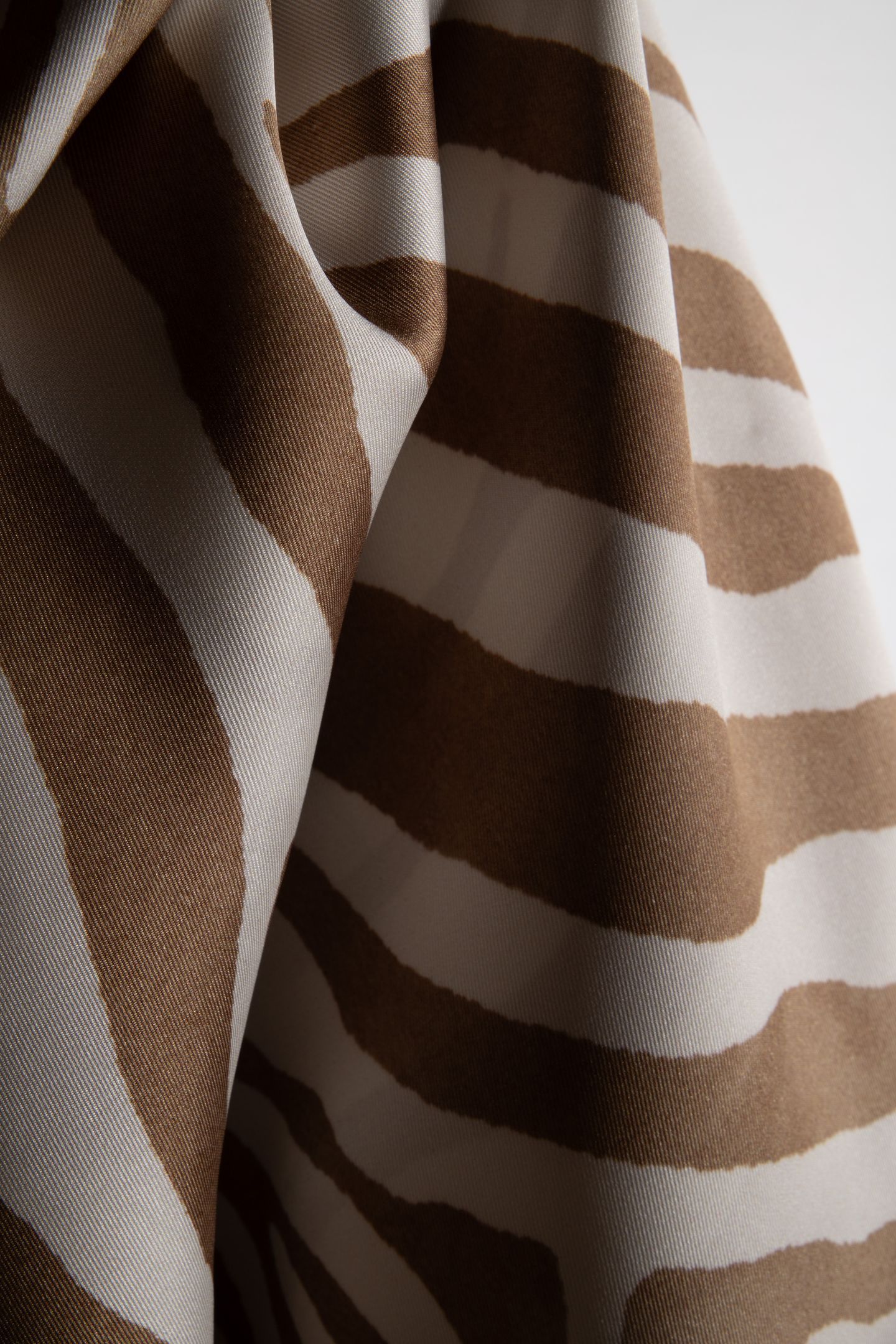 LEONIE PRINTED SCARF SAFARI DREAM PRINT 4