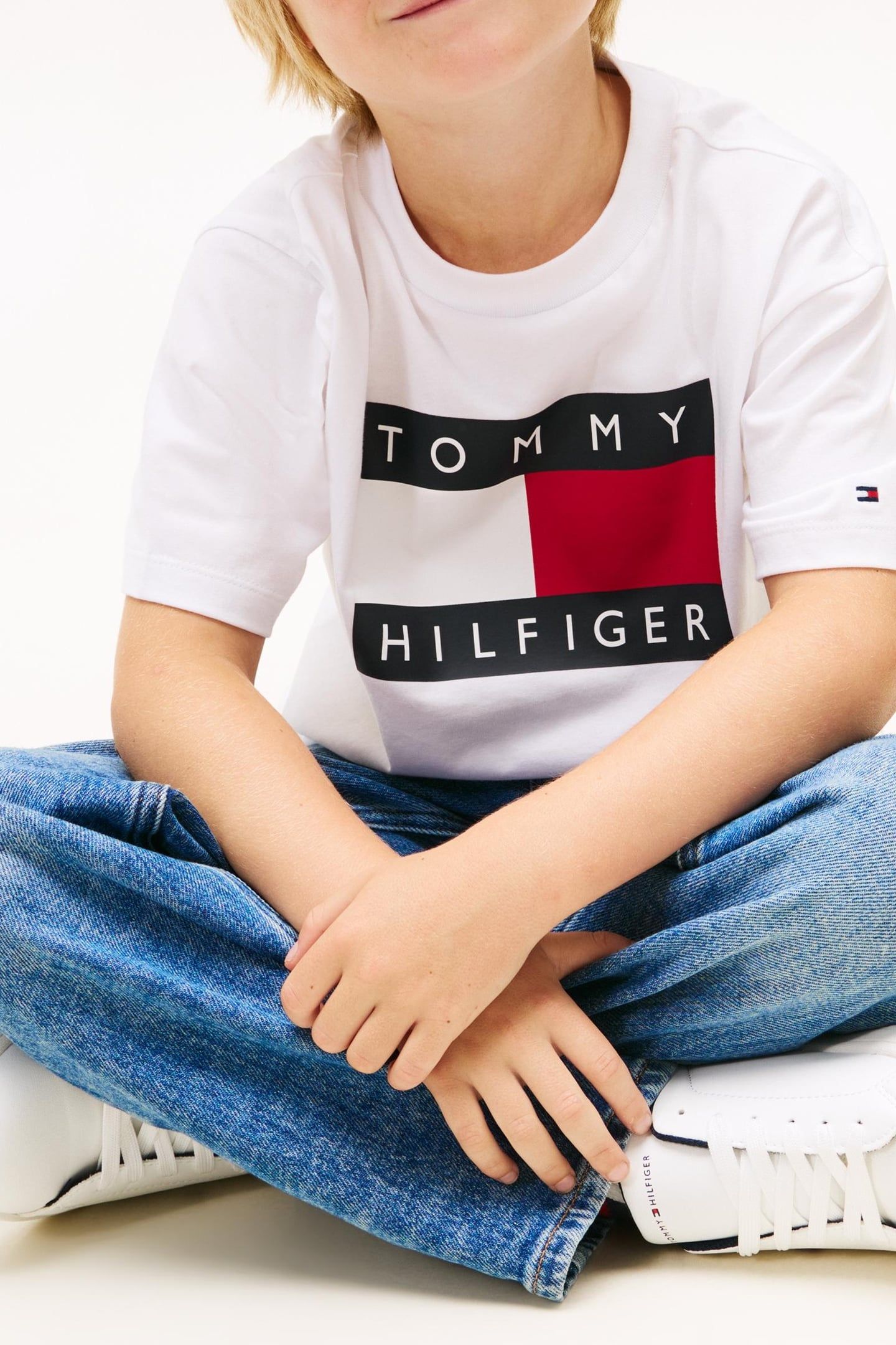 BOYS HERITAGE PRINTED FLAG WHITE 3
