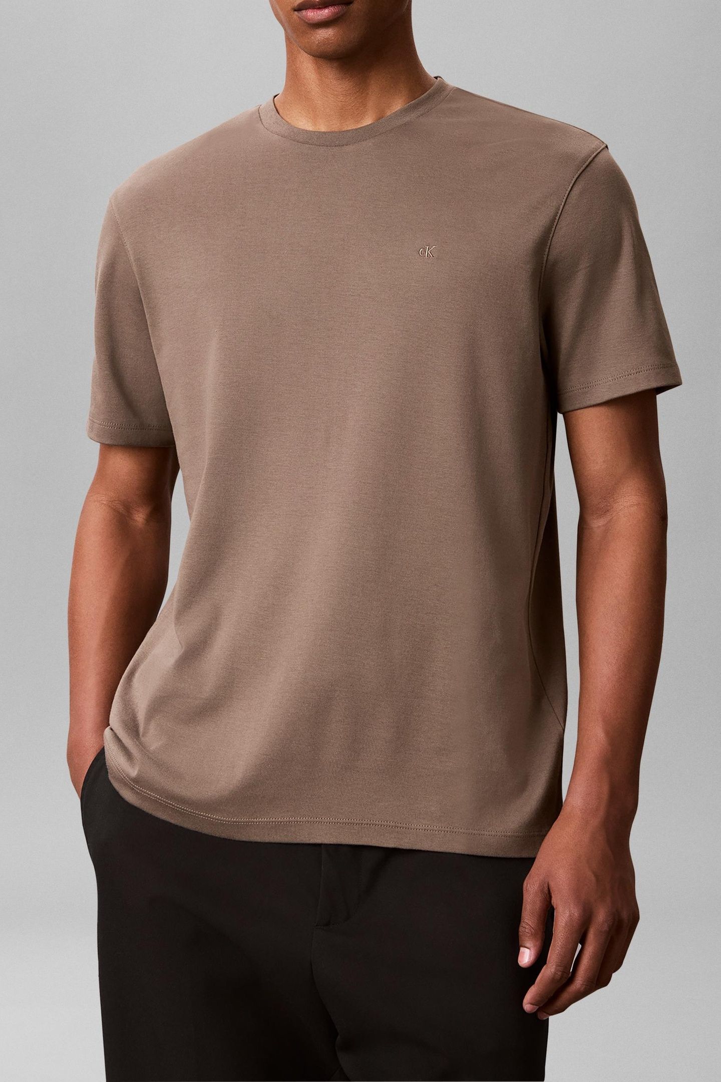 SS SUPIMA CHEST EMBROIDERY TEE BUNGEE CORD 1