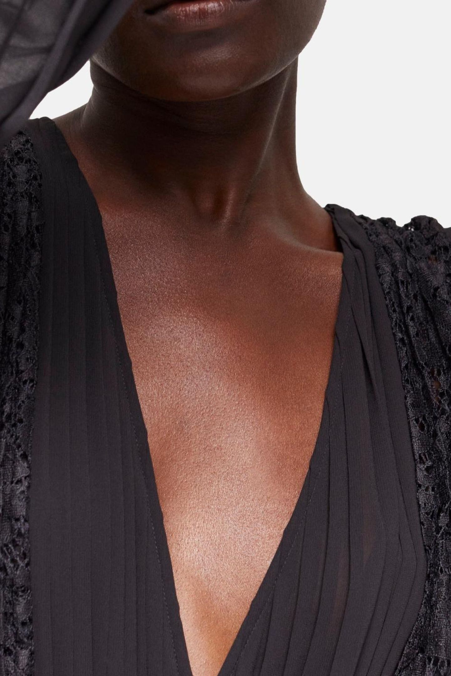SHORT DRESS WITH LONG SLEEVES, V-NECK, AND LACE INLAY BLACK 6