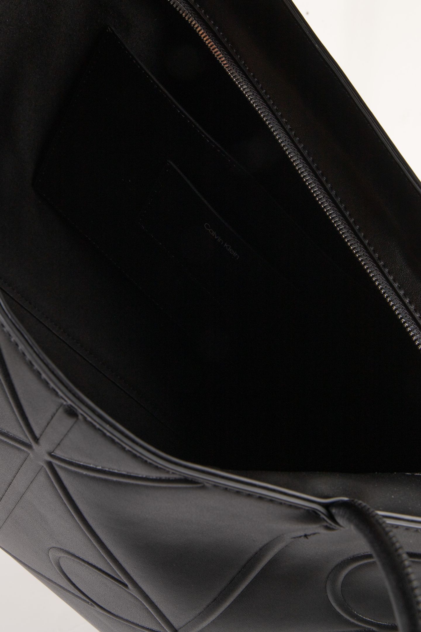 EMBLEM AOP EMBOSSED TOTE BLACK 5