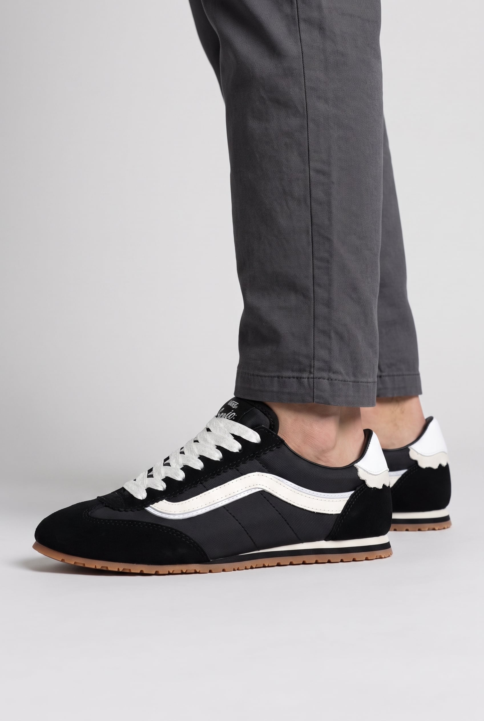 UNISEX SUPER LOWPRO BLACK 3