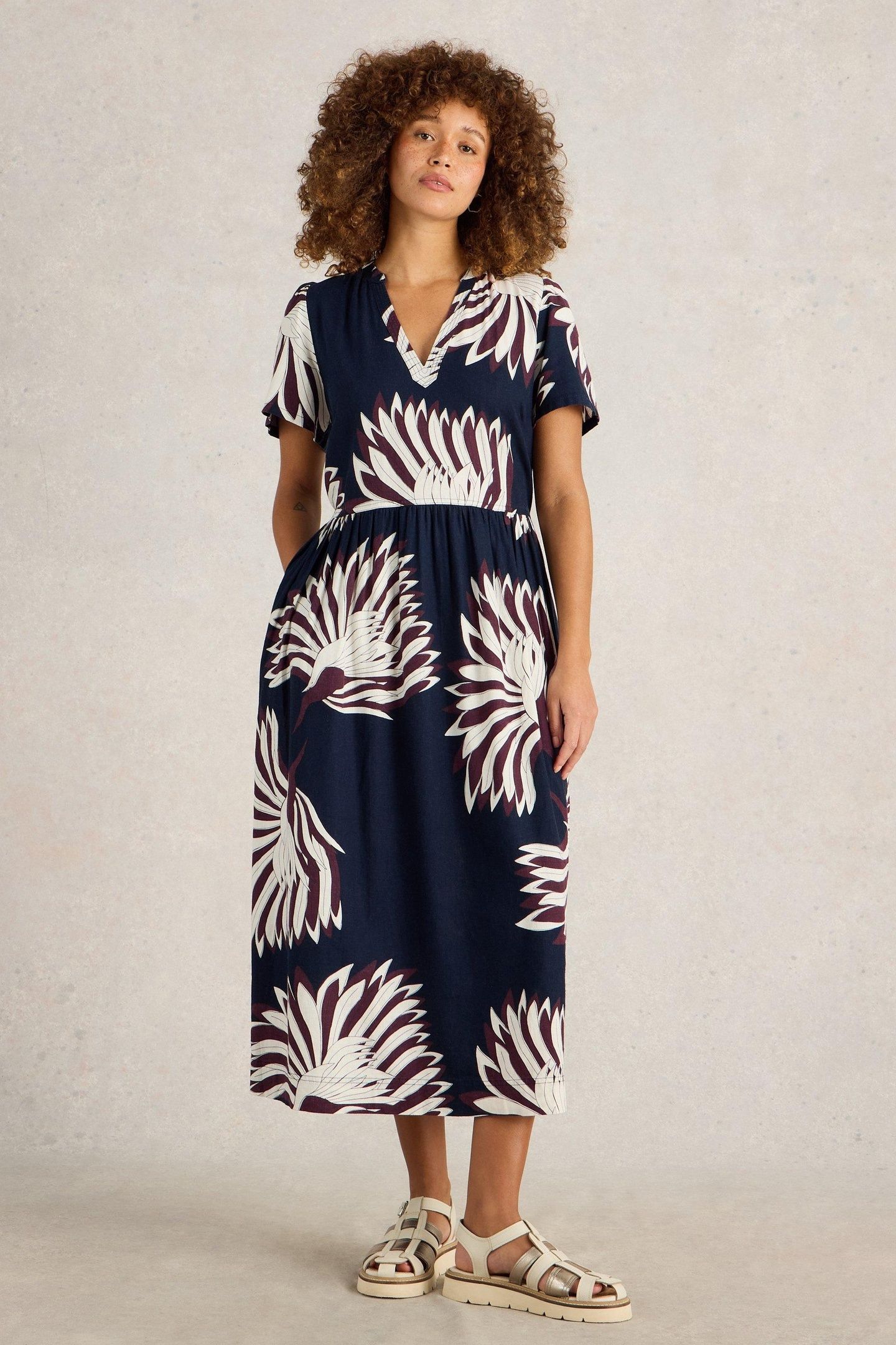 CLOVE LINEN BLEND DRESS NAVY PRINT 2