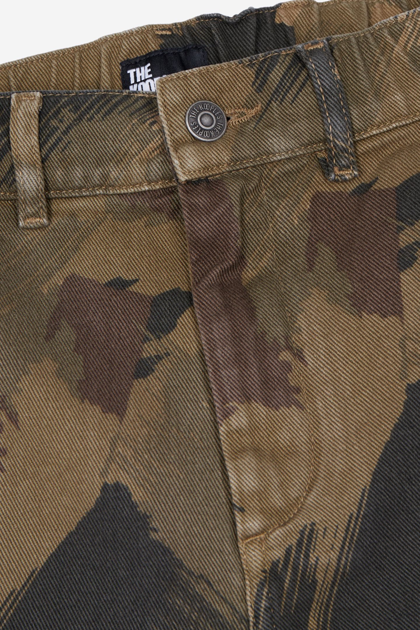 SHORTS W ELASTICATED WAIST AND PATCH POCKETS CAMOUFLAGE_01 6
