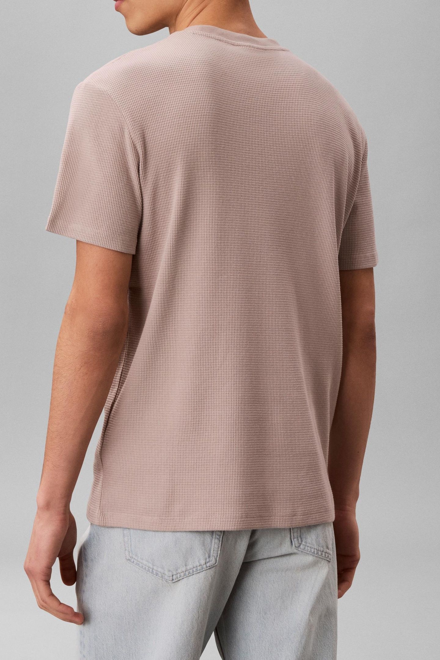 SHORT SLEEVE WAFFLE BADGE CREW ATMOSPHERE 3