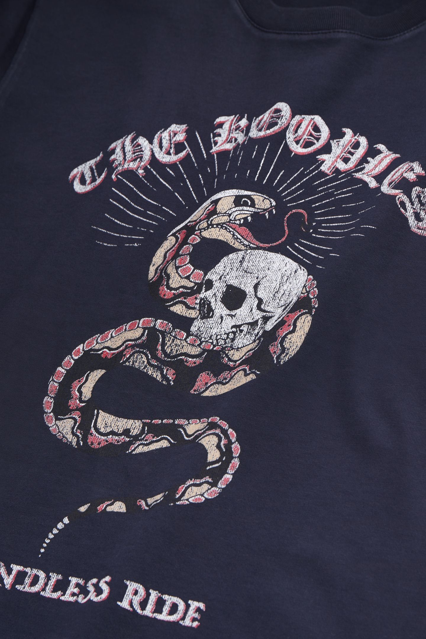 SHORT-SLEEVED T-SHIRT WITH SNAKE PRINT WASHED NAVY 6