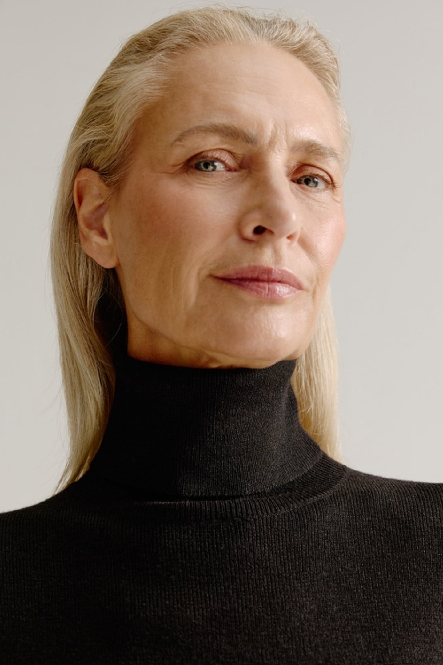 SAAR SWEATER BLACK 4