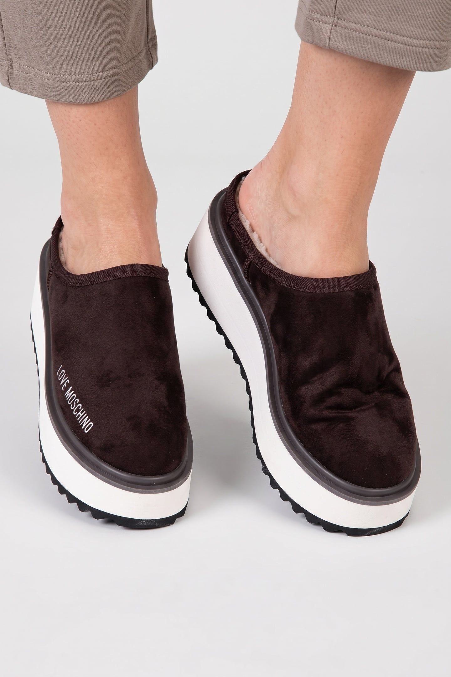 PLATFORM POWER VELOUR CLOGS BROWN 3
