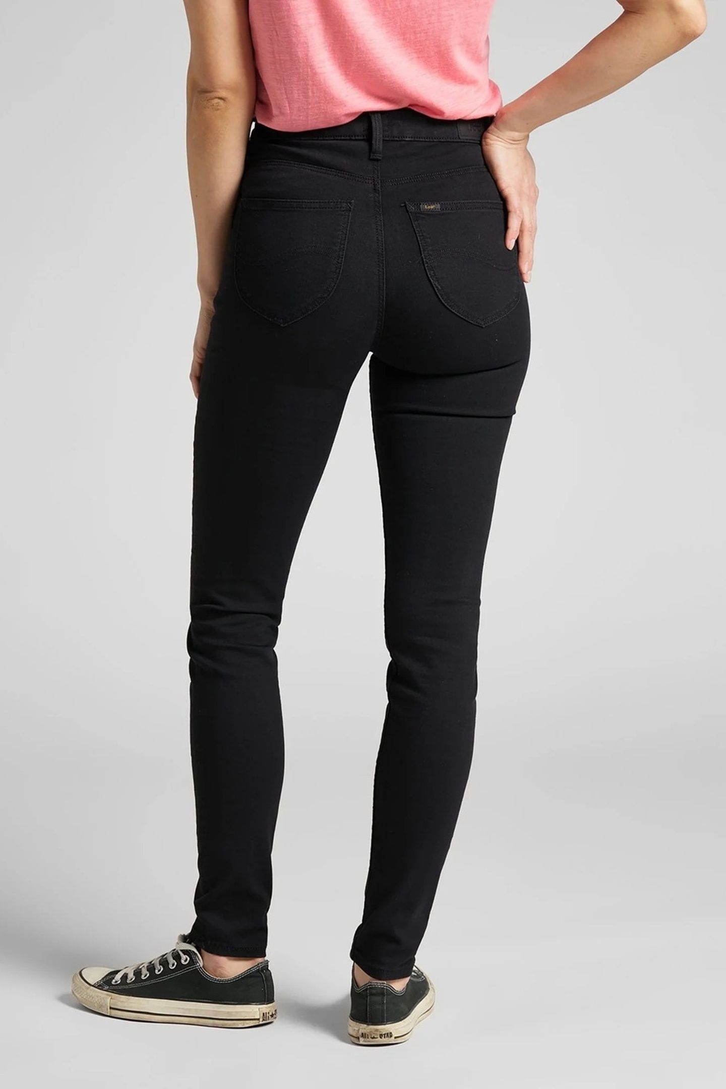 SCARLETT HIGH BLACK RINSE JEANS 4