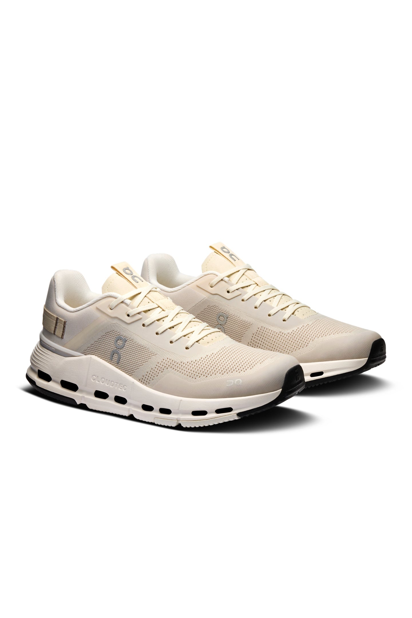 CLOUDNOVA FORM 2 TT CREAM | IVORY 3