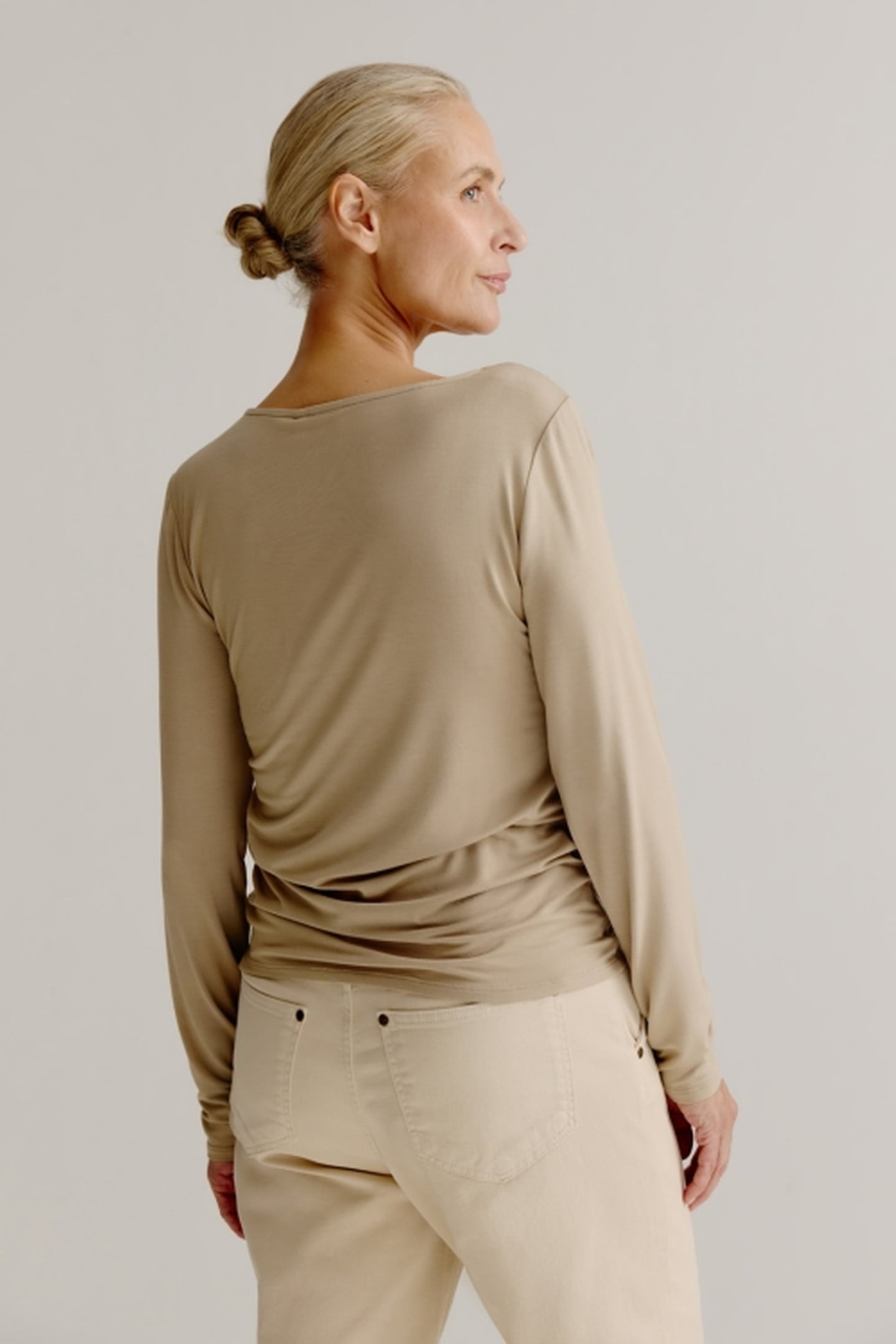 ALINE T-SHIRT SOLID LIGHT KHAKI 4
