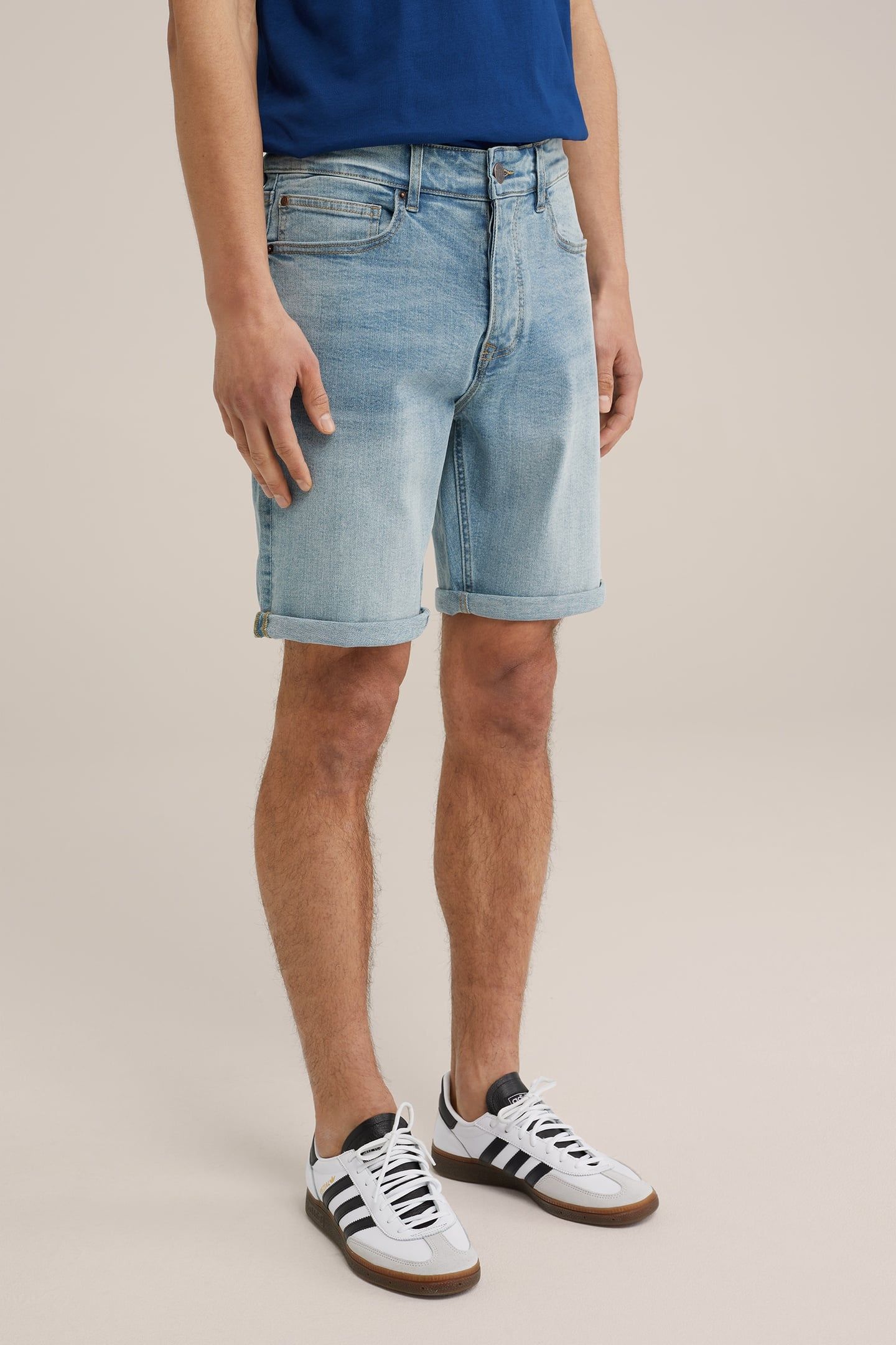 SHORT LIGHT BLUE 1