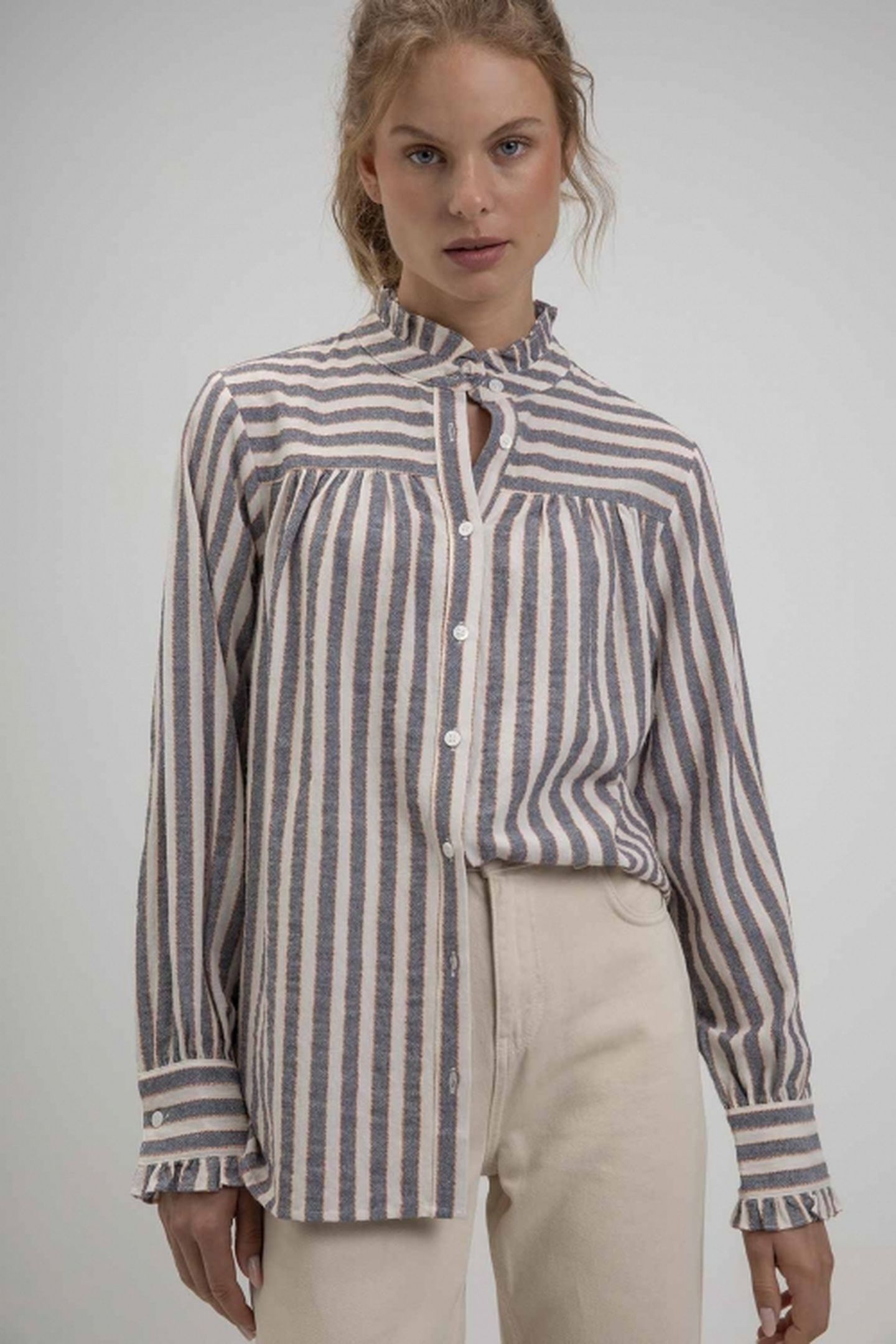 SHARONA BLOUSE NAVY CHECK 1