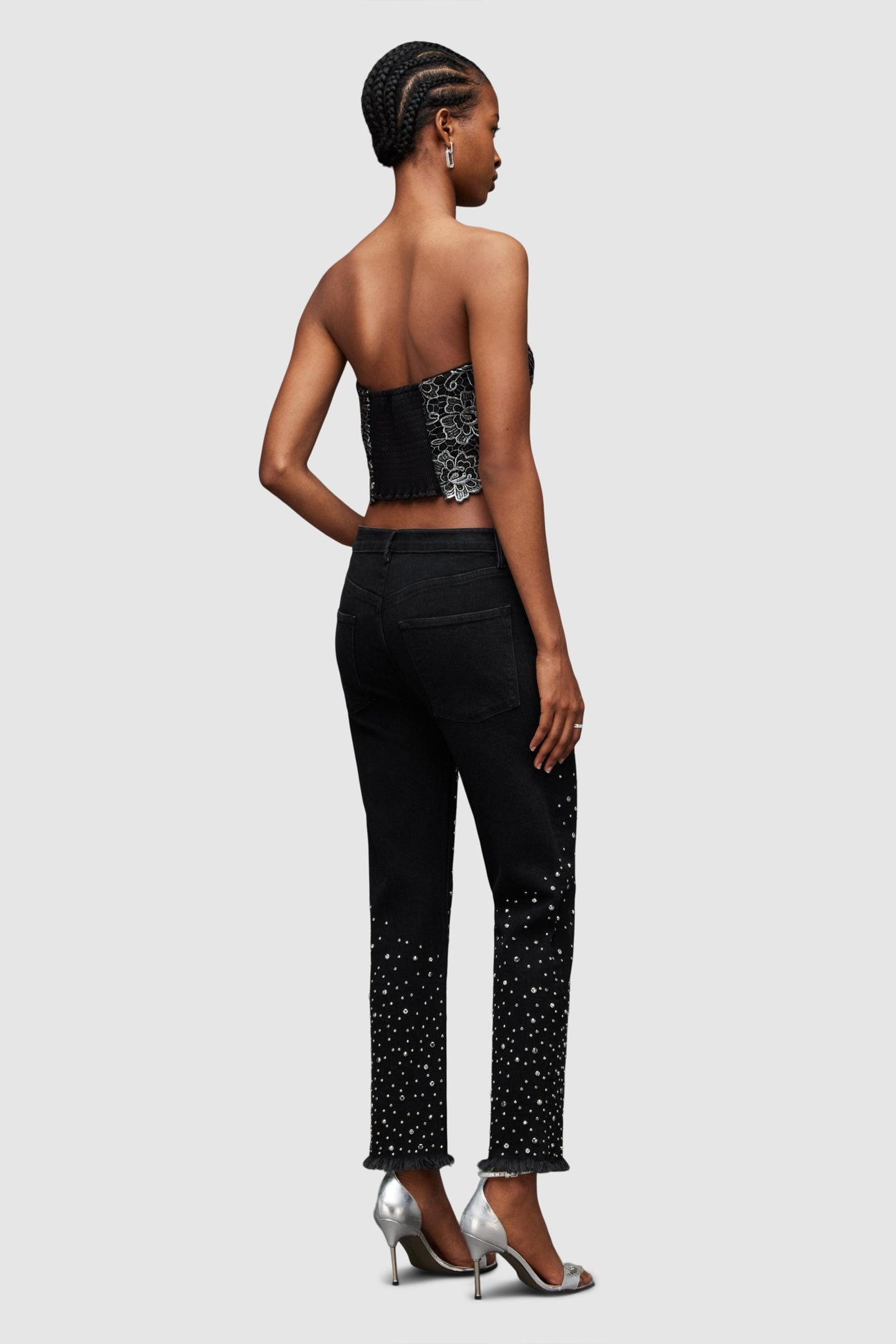 EVIE STUDDED JEAN WASHED BLACK 4
