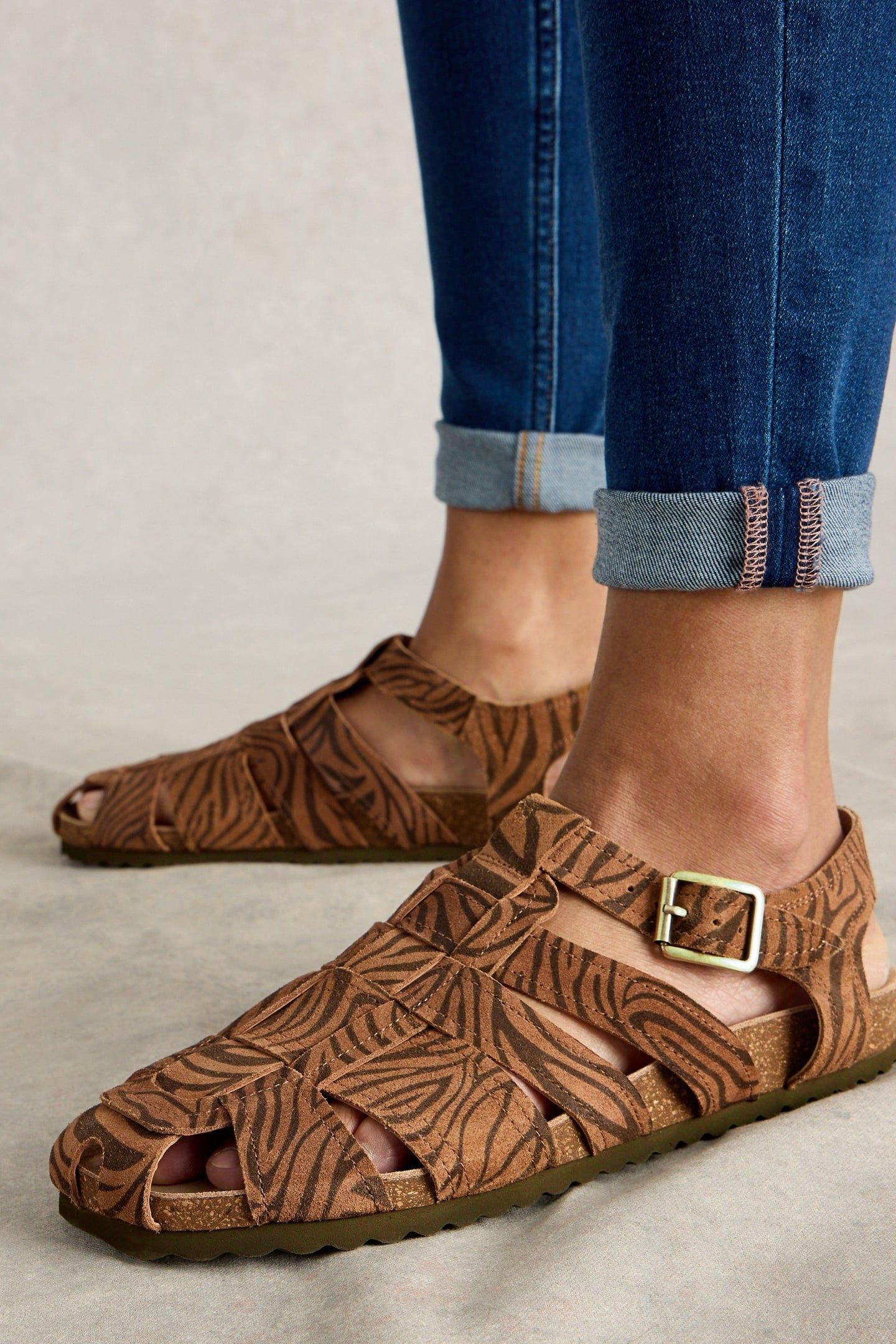 HETTIE FISHERMAN FOOTBED BROWN MULTI 4