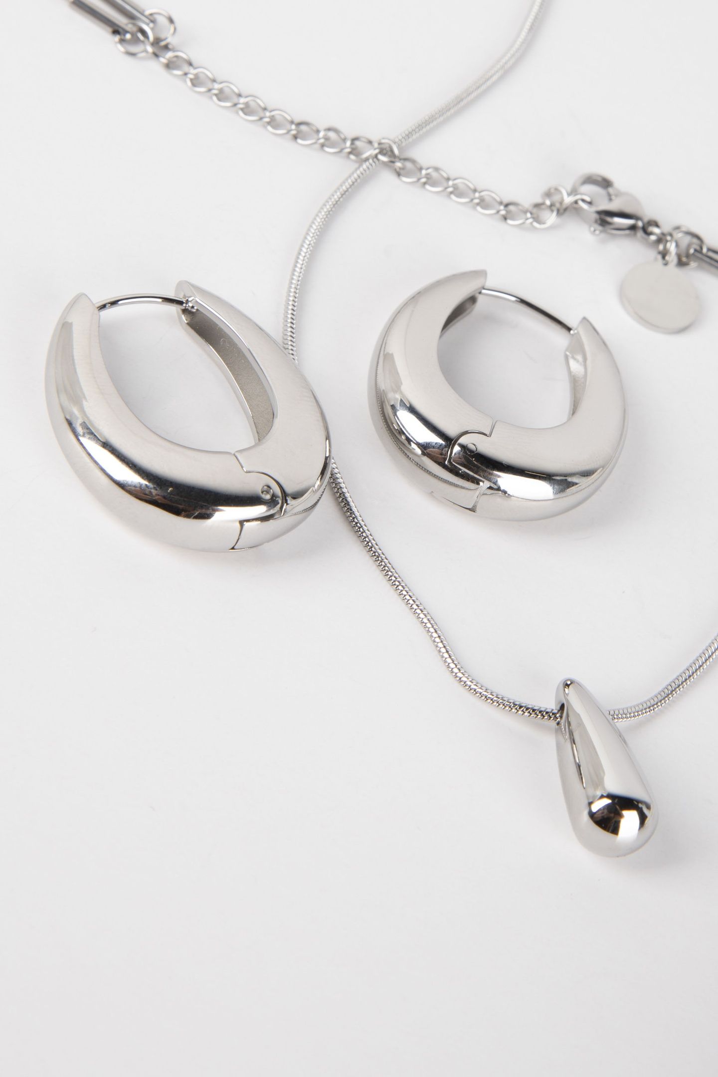 MAHINA CLUB DEWDROP SET SILVER 6