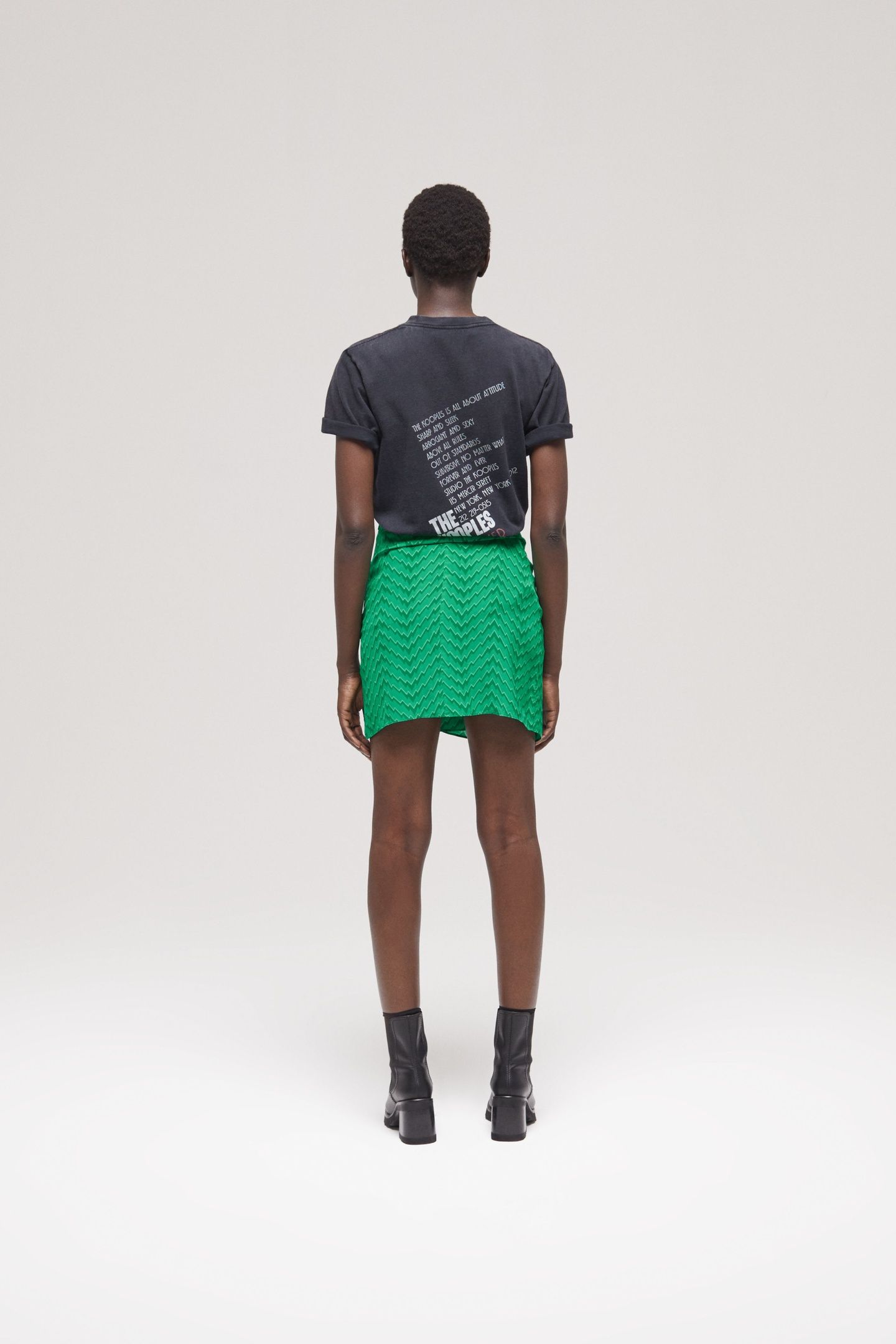 SHORT SKIRT PRINT ZIG ZAG GREEN 3