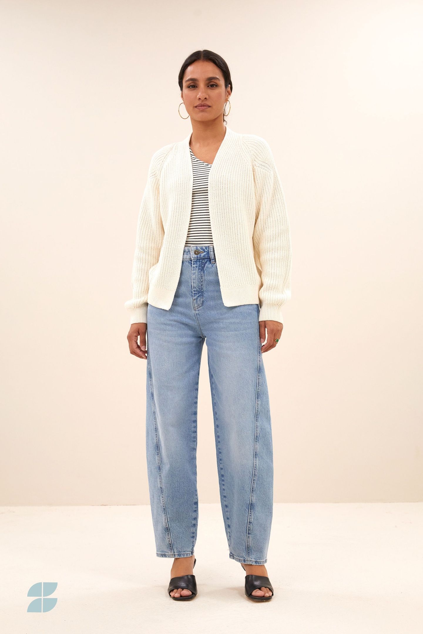 BERRY CARDIGAN OFF WHITE 2