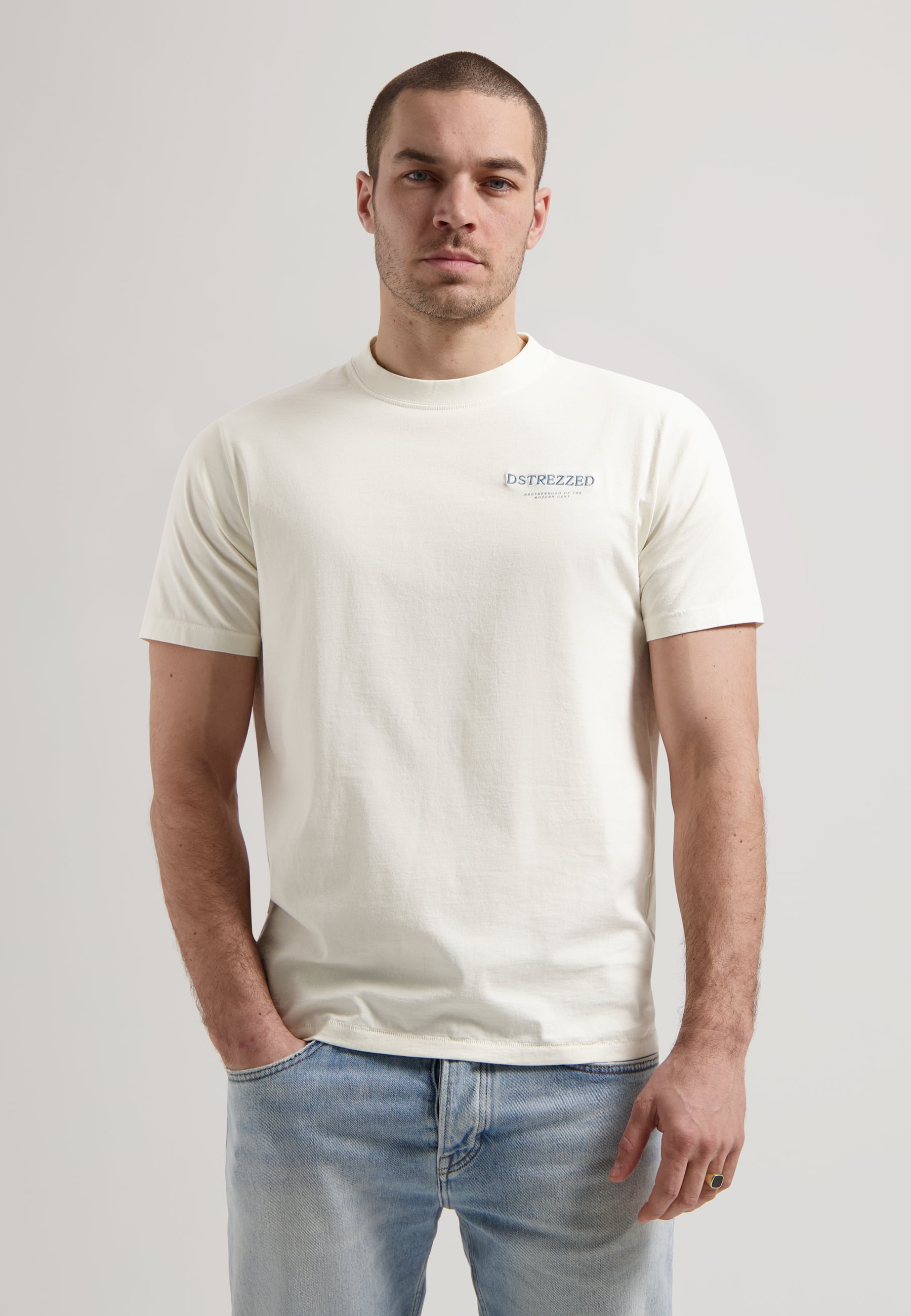 NICKOLAS TEE SAND 1